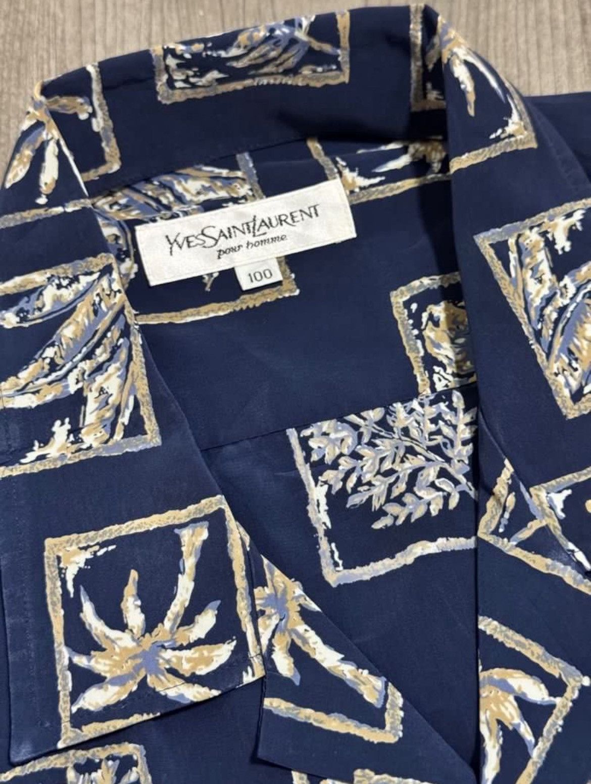 Yves Saint Laurent Yves Saint Laurent YSL Open Collar shirt Size US L / EU 52-54 / 3 - 2 Thumbnail