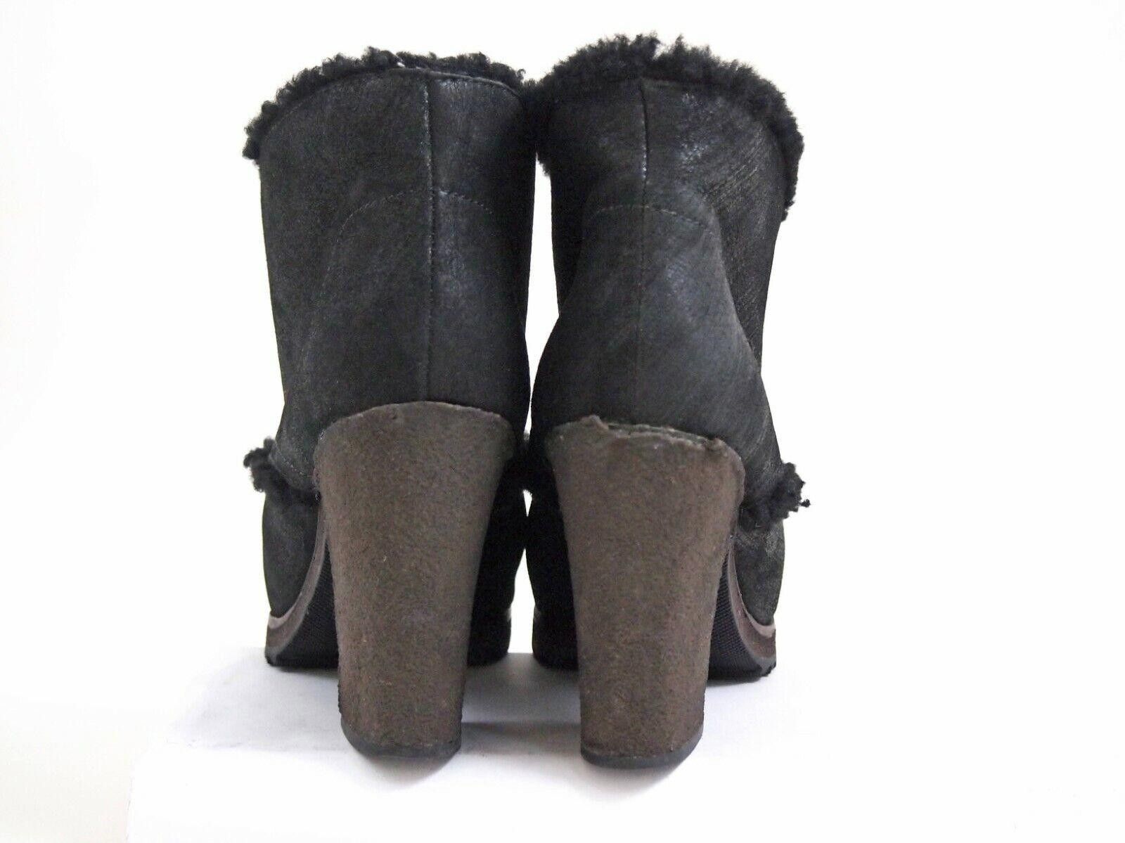 Prada Prada Fur Trimmed High Heel Booties Black Suede US 7 EU 37 Size US 7 / IT 37 - 7 Thumbnail