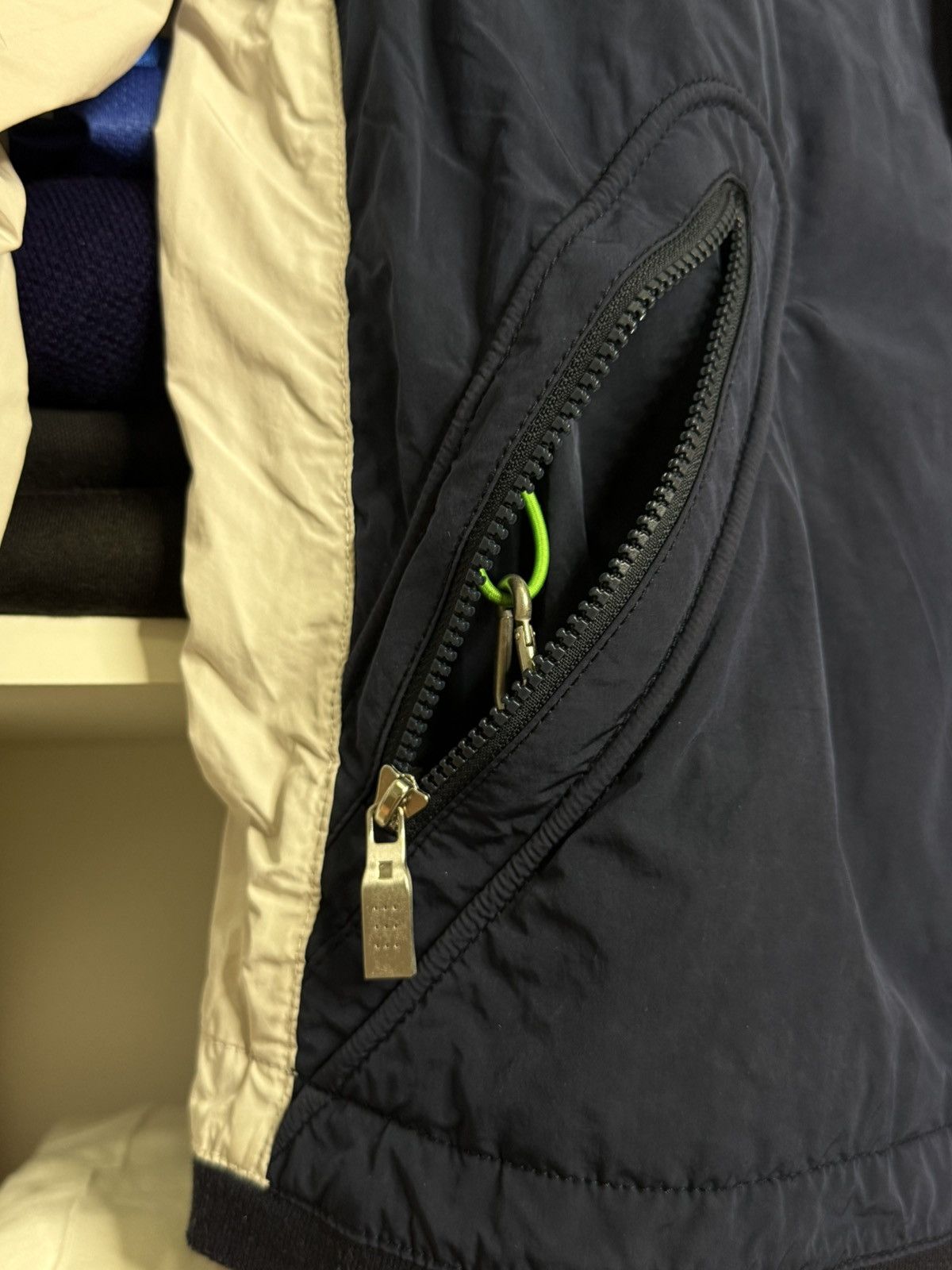 Hugo Boss Hugo Boss Blue/White Green label nylon jacket size L Size US L / EU 52-54 / 3 - 4 Thumbnail
