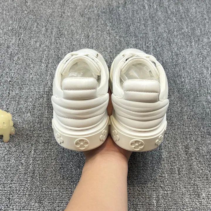 Louis Vuitton Louis Vuitton Time Out Low-Top Sneakers for Women -2508 Size US 6 / IT 36 - 3 Thumbnail