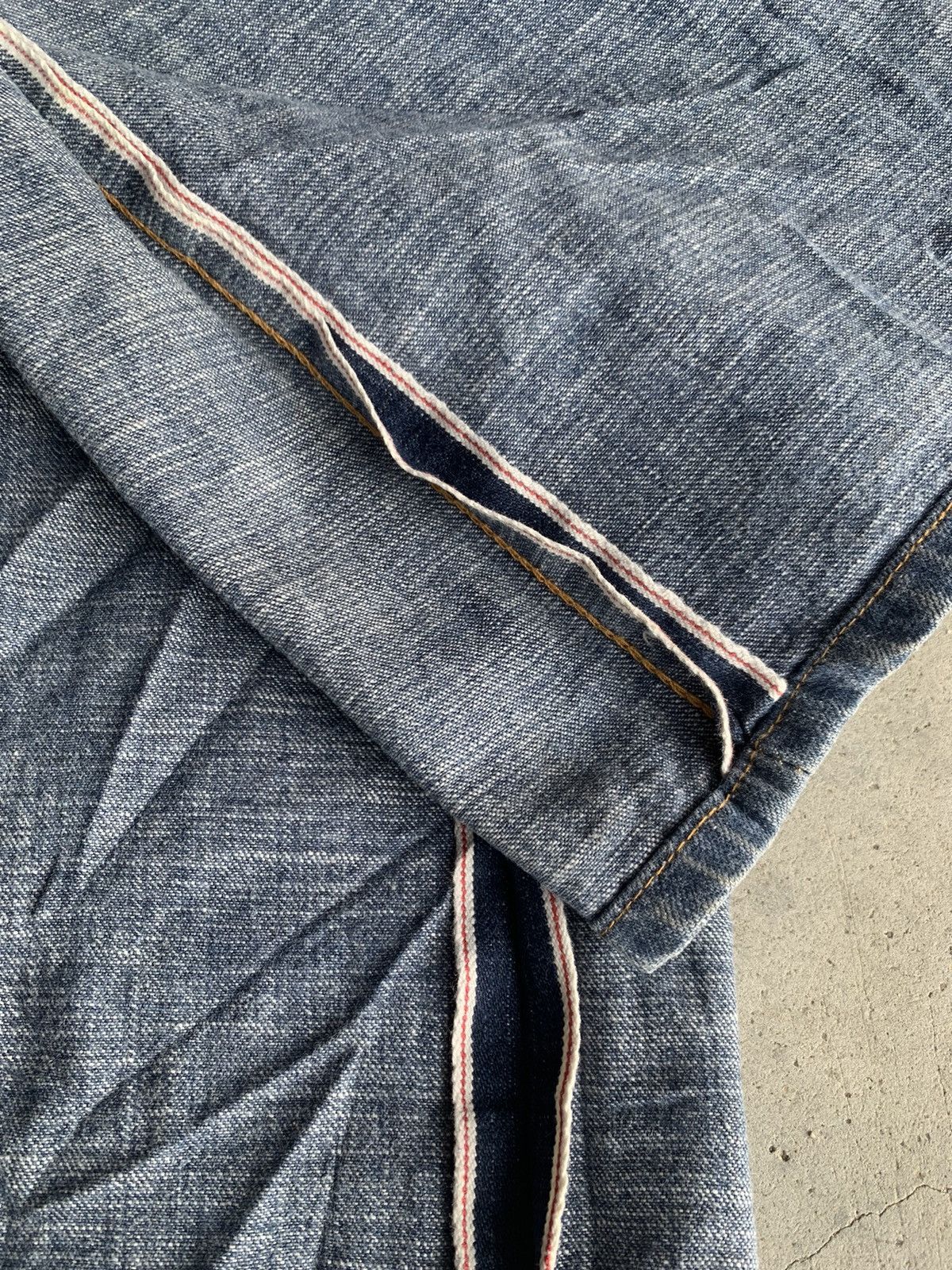Edwin Loose straight EDWIN 505D Selvedge. Size US 31 - 8 Thumbnail