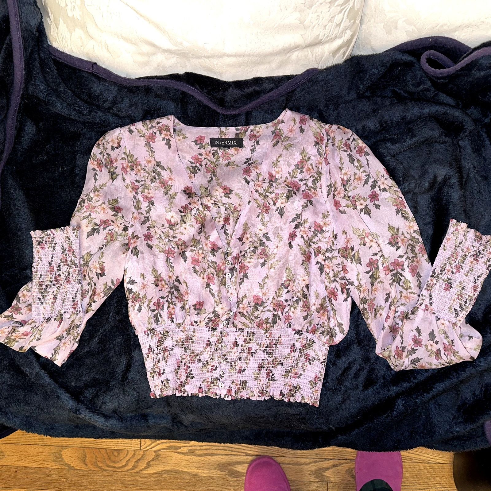 INTERMIX ELIN FLORAL 100% SILK TOP S/M