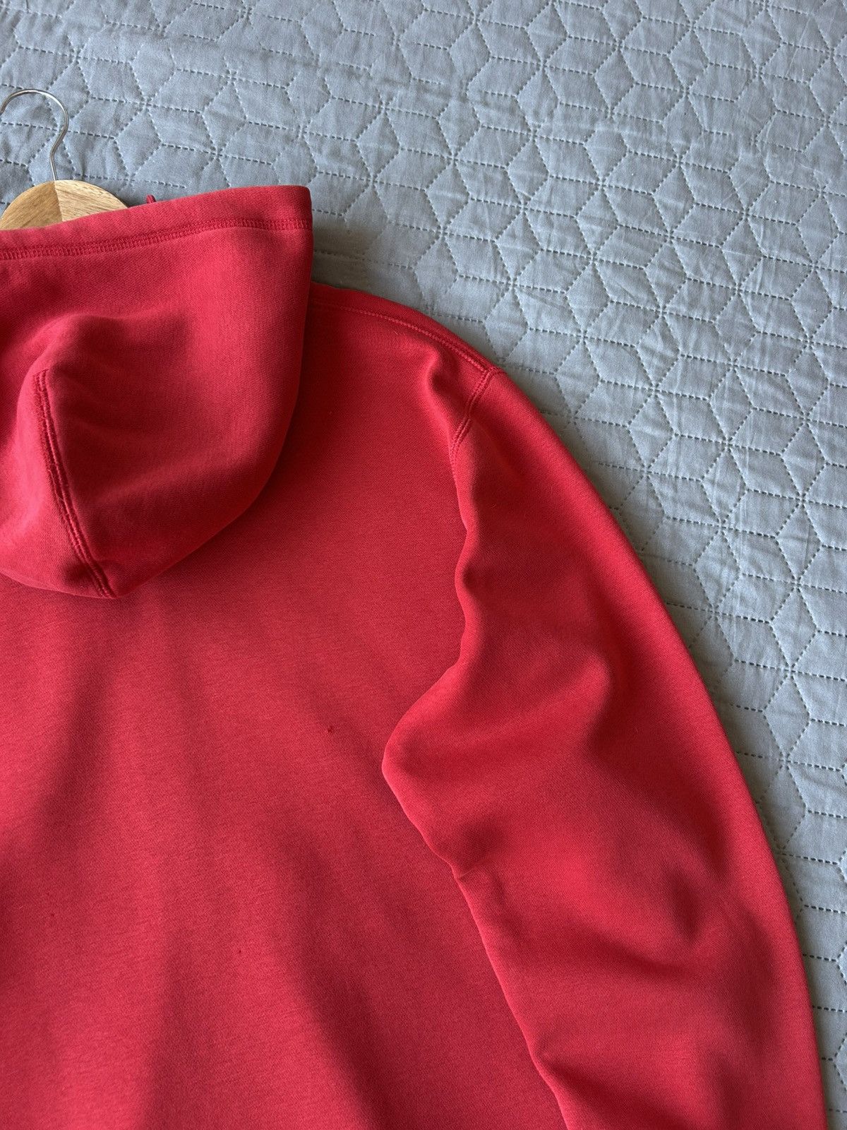 Nike Nike Vintage 2000’s Big logo red hoodie Size US XL / EU 56 / 4 - 15 Thumbnail