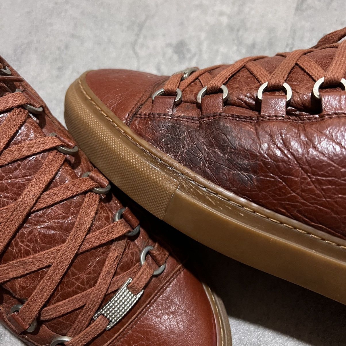 Balenciaga Balenciaga Arena Leather Low Sneakers Size US 8 / EU 41 - 9 Thumbnail