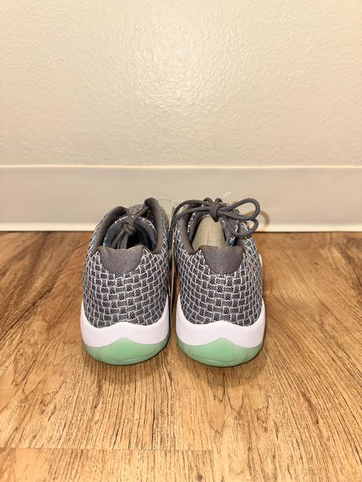 Jordan future low outlet wolf grey emerald rise