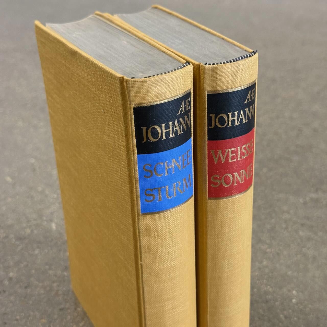 Designer VTG 1950s A.E. Johann Books Schnee Sturm Weisse Sonne 1st Size ONE SIZE - 11 Thumbnail