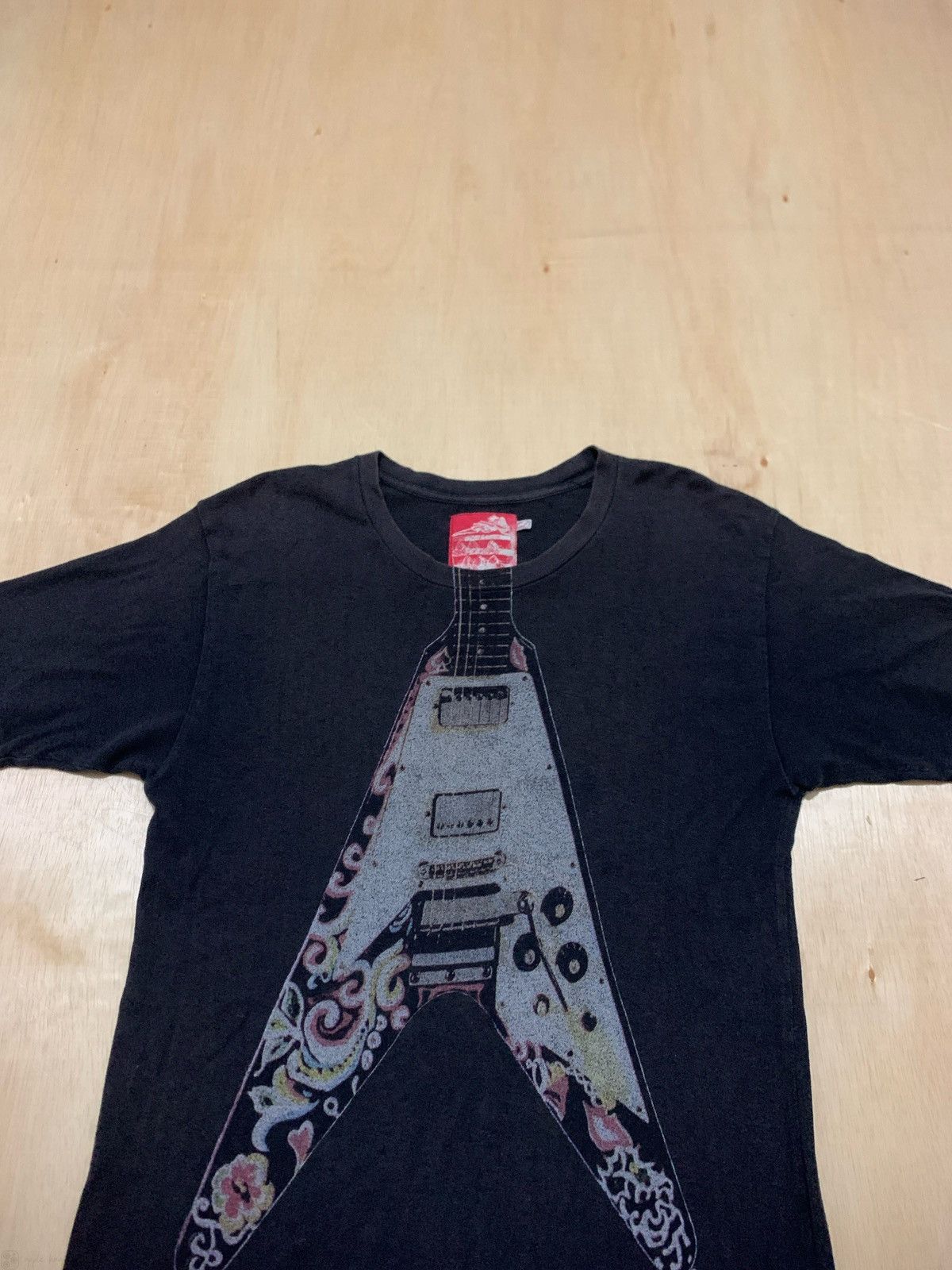 Japanese Brand Vintage Japanese barand Guitr tshirt Size US L / EU 52-54 / 3 - 2 Thumbnail