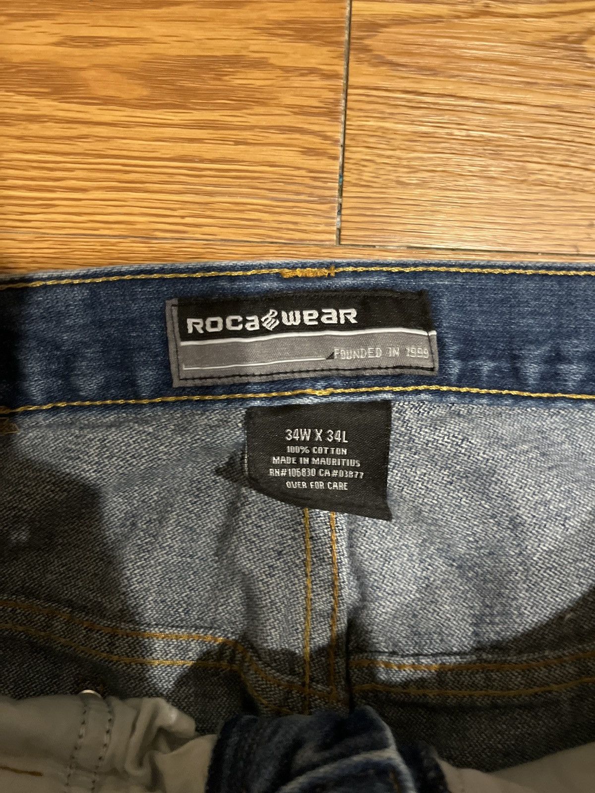 Rocawear vintage y2k basic rocawear jeans Size US 32 / EU 48 - 7 Thumbnail