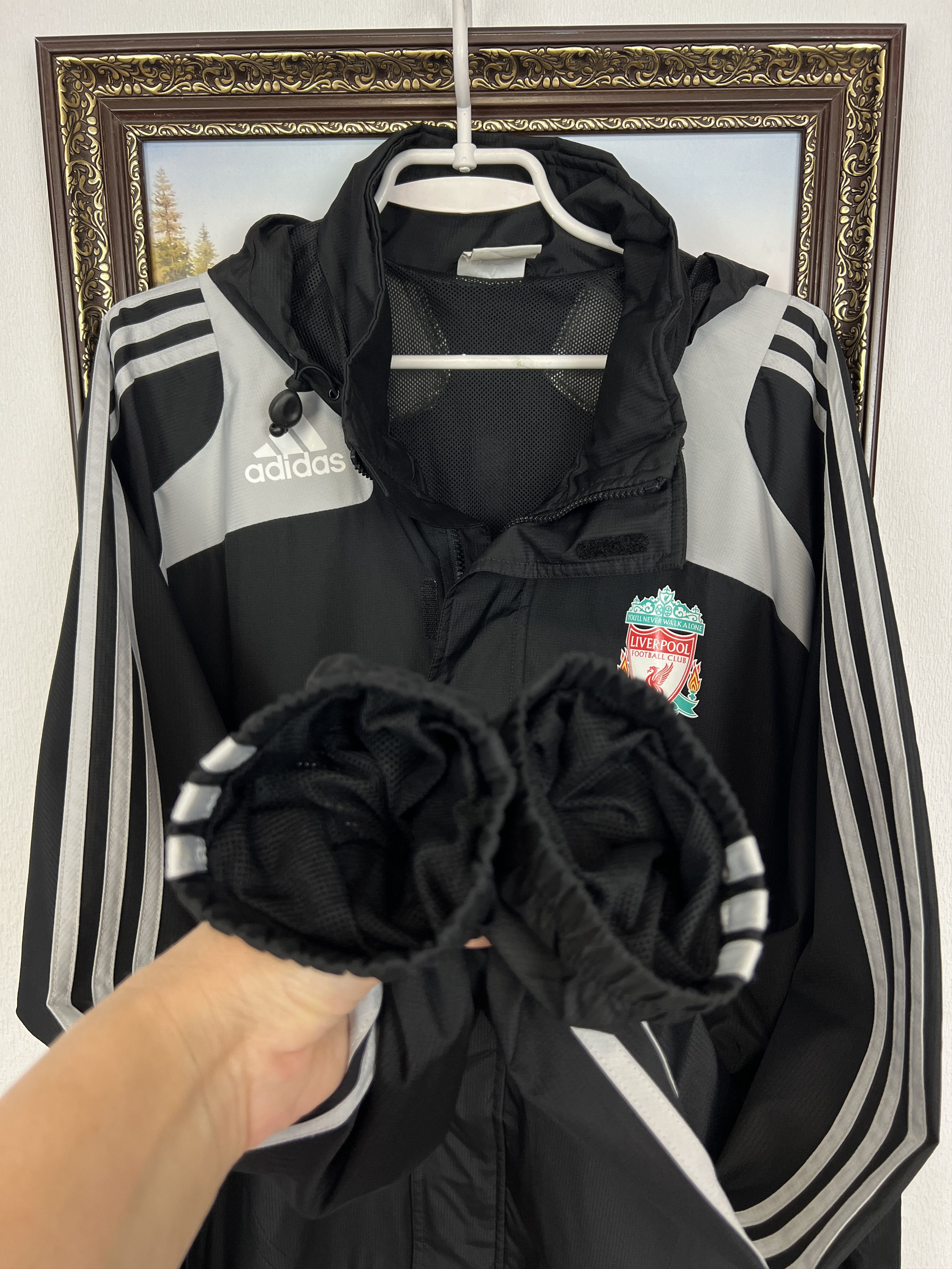 Adidas Vintage Adidas Liverpool Football Jacket Soccer Track Top Size US L / EU 52-54 / 3 - 8 Thumbnail