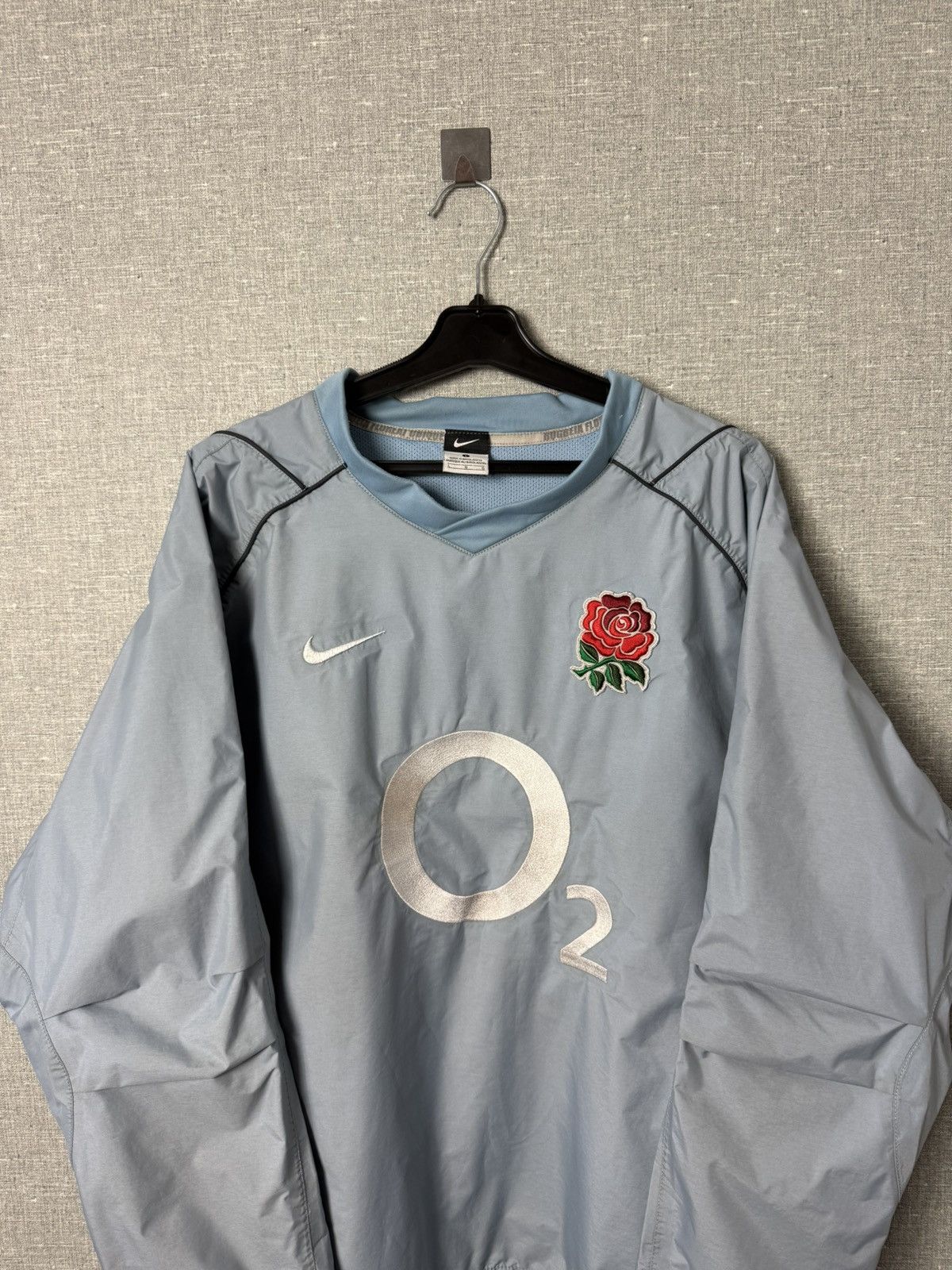 Nike Vintage Nike England Rugby O2 Windbreaker Pullover Jacket Size US L / EU 52-54 / 3 - 2 Thumbnail