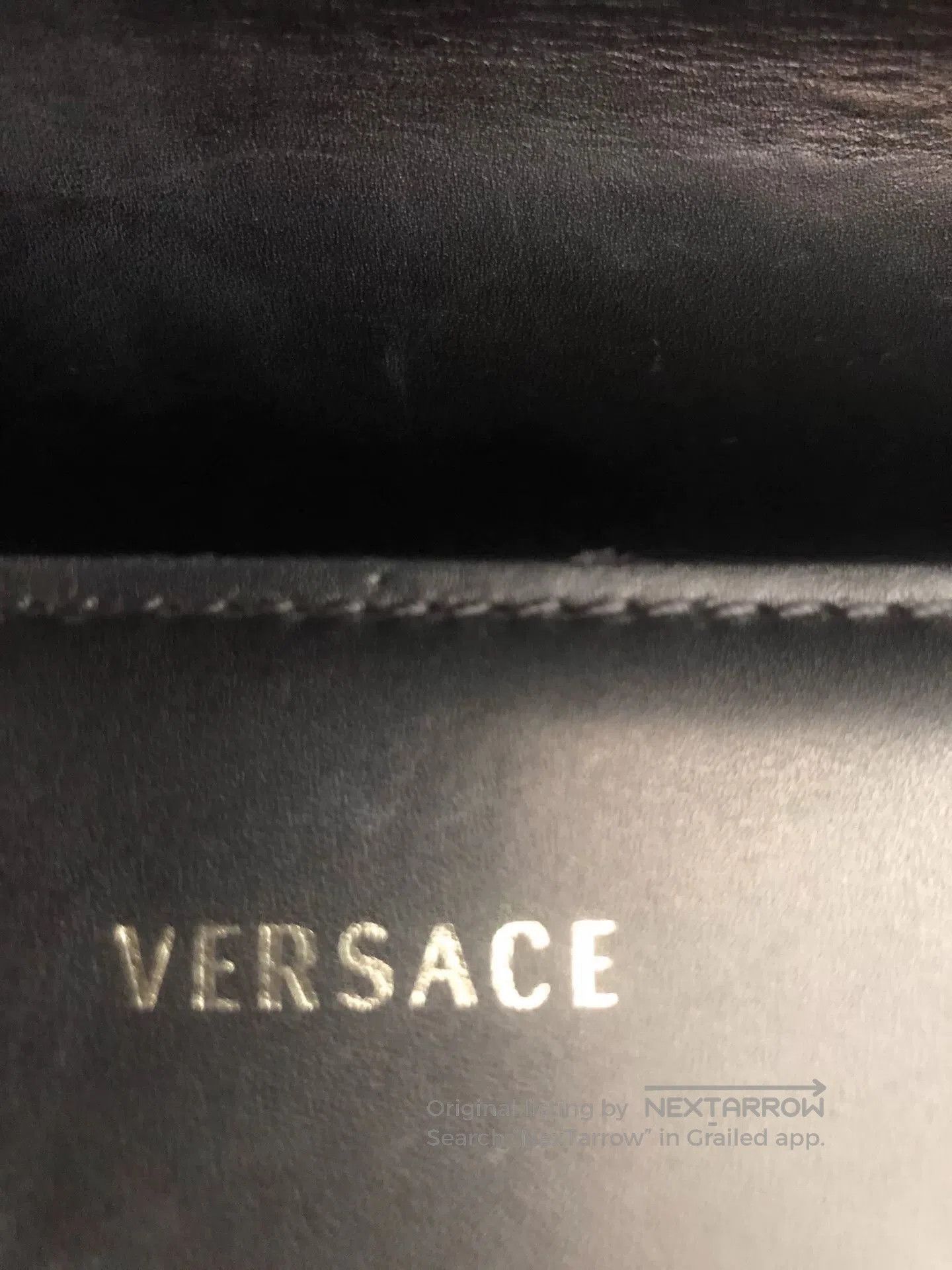 Versace Versace Medusa Head Classic Handbag. Size ONE SIZE - 6 Thumbnail