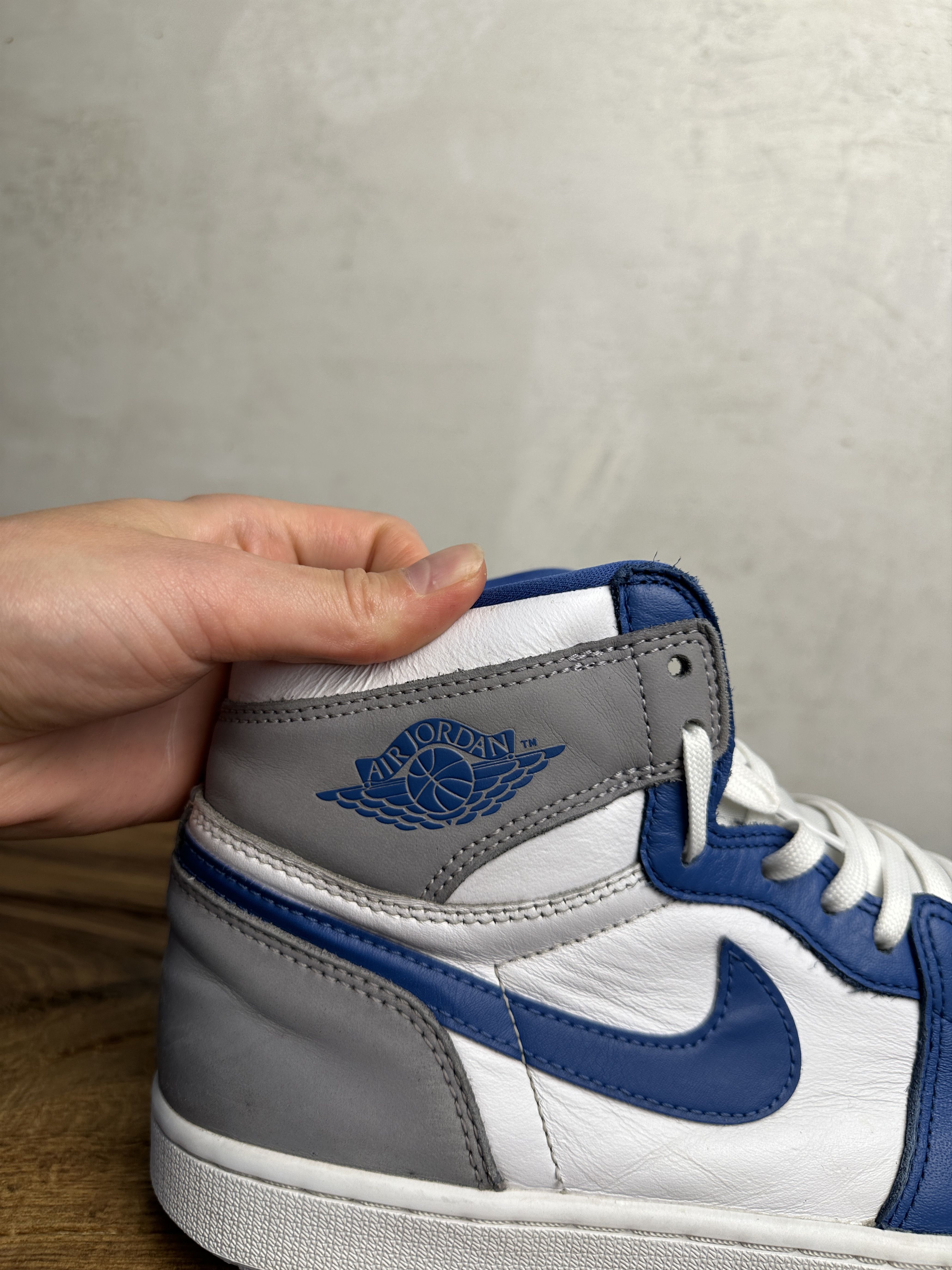 Jordan Brand Jordan 1 Retro High OG True Blue Men's Size US 10.5 / EU 43-44 - 10 Thumbnail