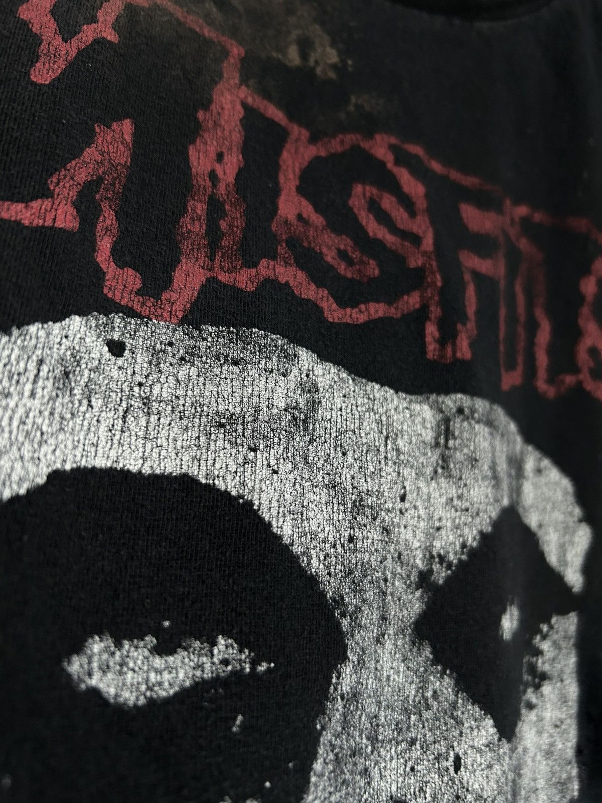 Band Tees Vintage Thrashed Misfits T Shirt Punk Fader Danzig Size US XL / EU 56 / 4 - 4 Thumbnail