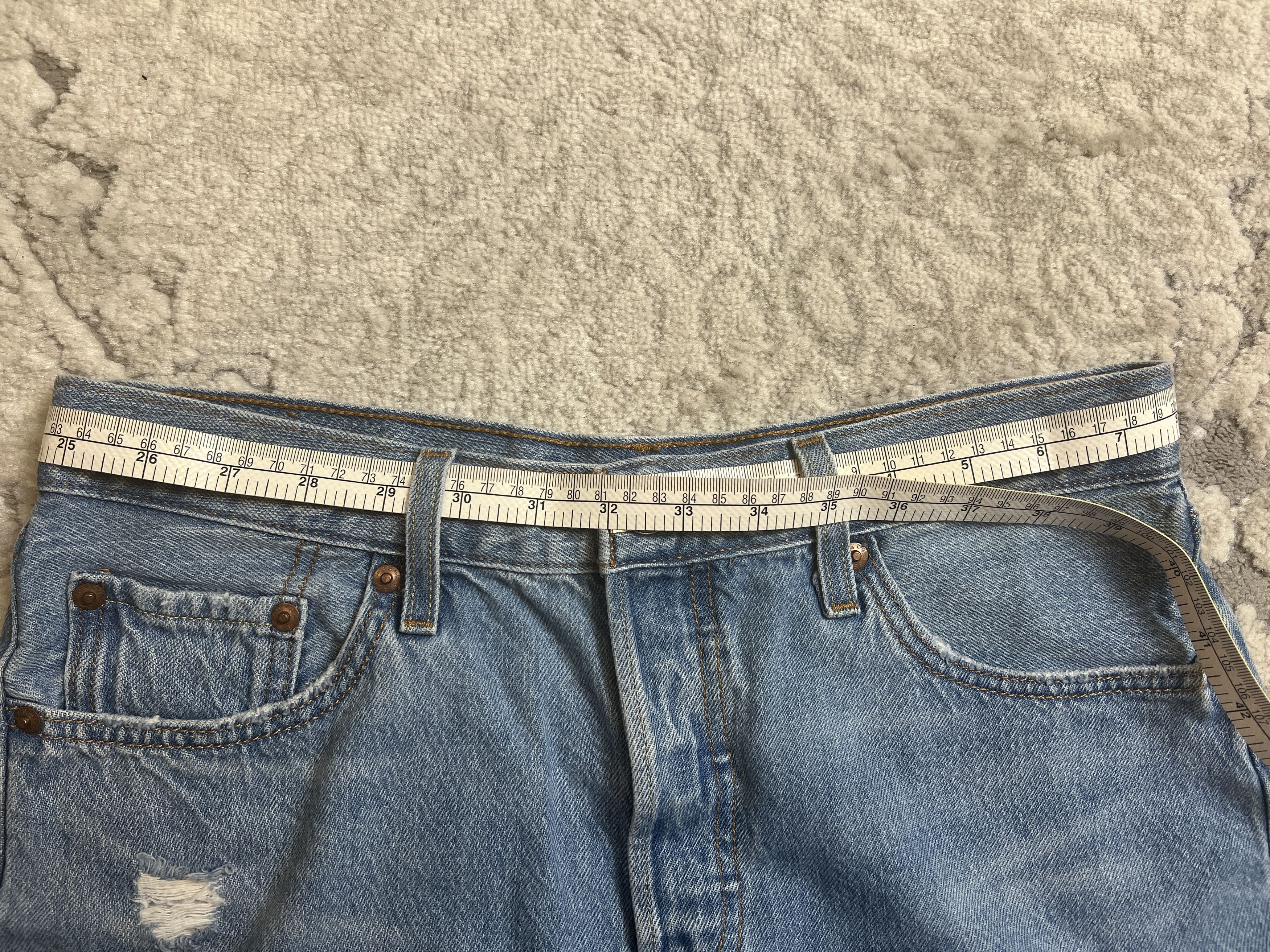 Levi's Levi’s 501 Women Distressed Denim Shorts 31"-32" Size 31" - 7 Thumbnail