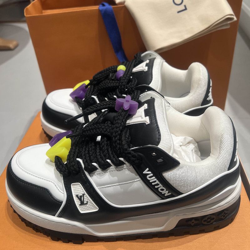 Louis Vuitton Louis Vuitton Trainer Maxi Low-Top Sneakers 0079 Size US 8.5 / EU 41-42 - 1 Thumbnail