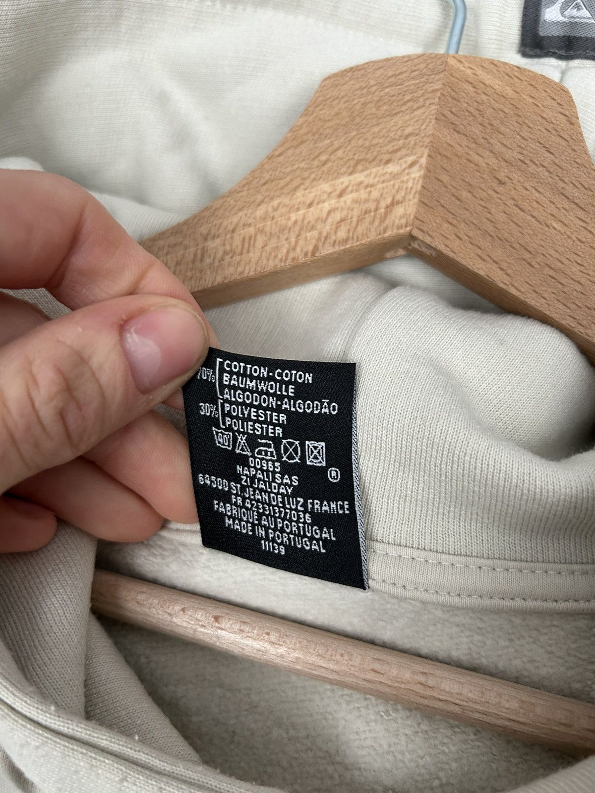 Quiksilver Vintage Quiksilver Beige Hoodie Surf Style Skate 90s Baggy Size US S / EU 44-46 / 1 - 6 Thumbnail