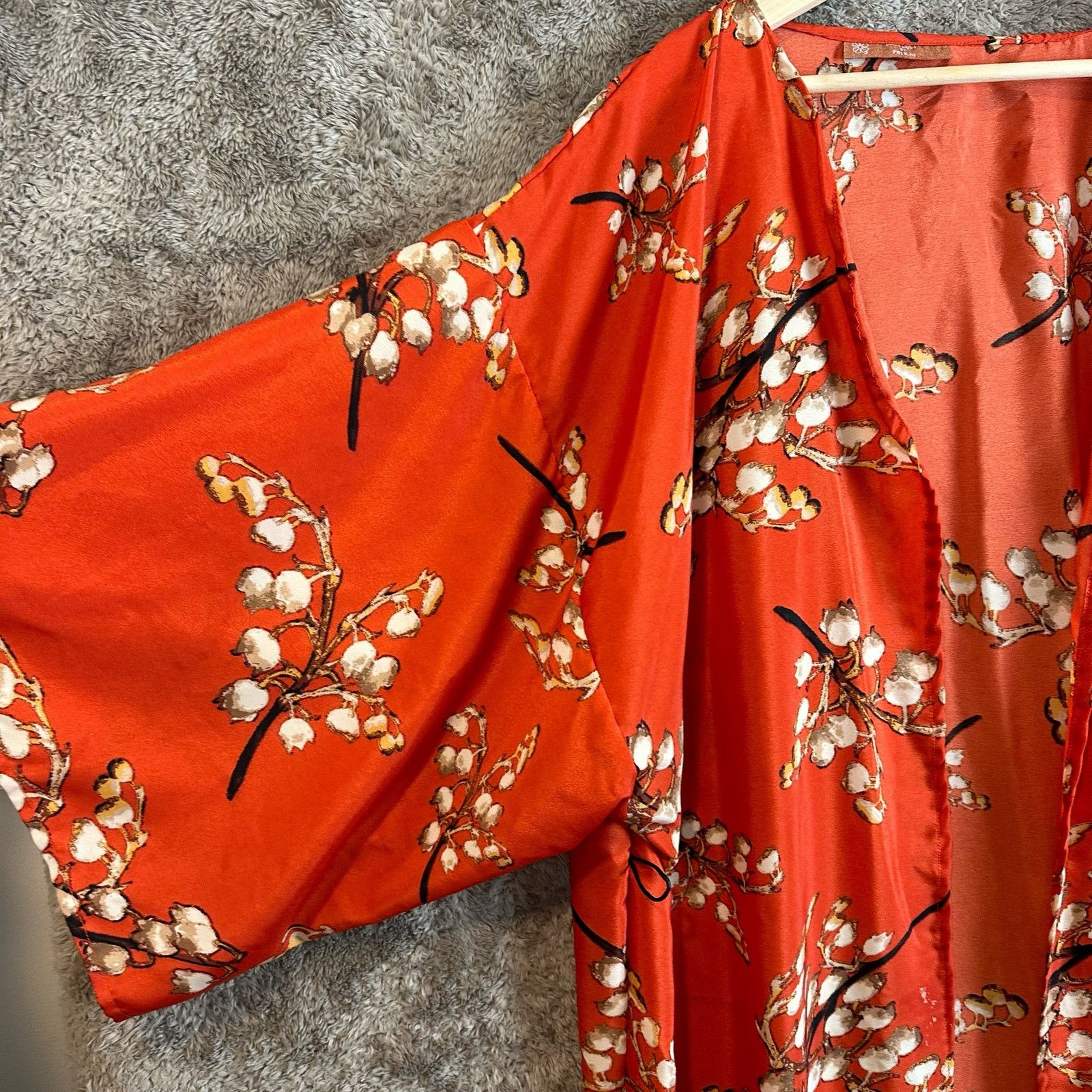 Other Last Lust Fifi Kay Red Floral Lily Valley Satin Kimono Robe Size ONE SIZE - 3 Thumbnail