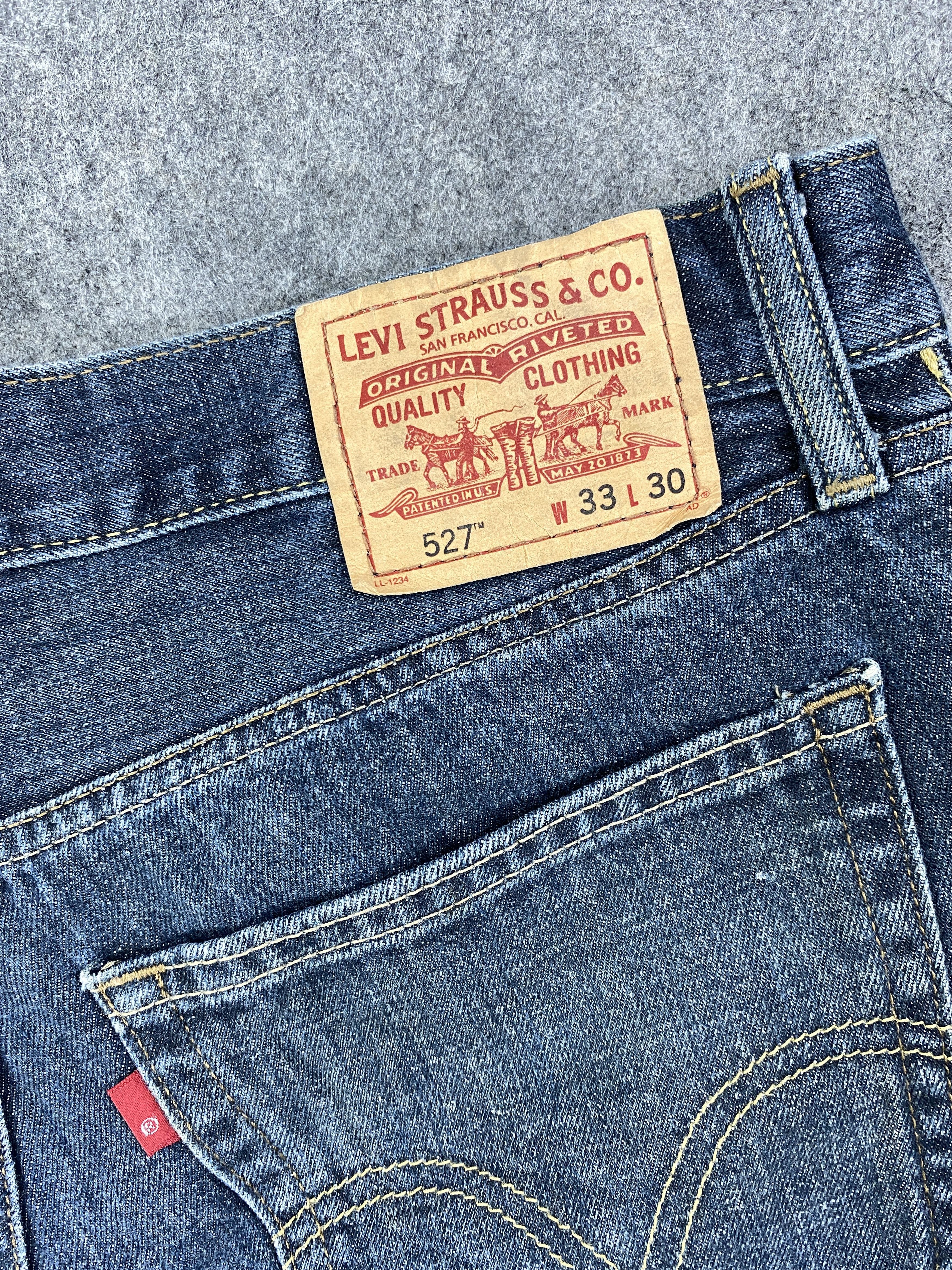 Levi's Dark Blue Vintage Levi's 527 Flared 35x30.5 Denim -JN1873 Size US 35 - 8 Thumbnail