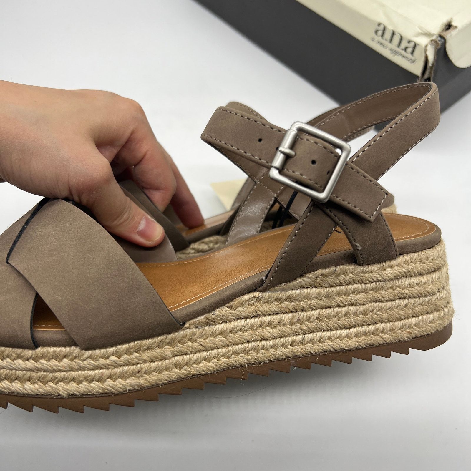 Other a.n.a Womens Eloise Wedge Sandals Porchini Brown Size US 9 / IT 39 - 8 Thumbnail
