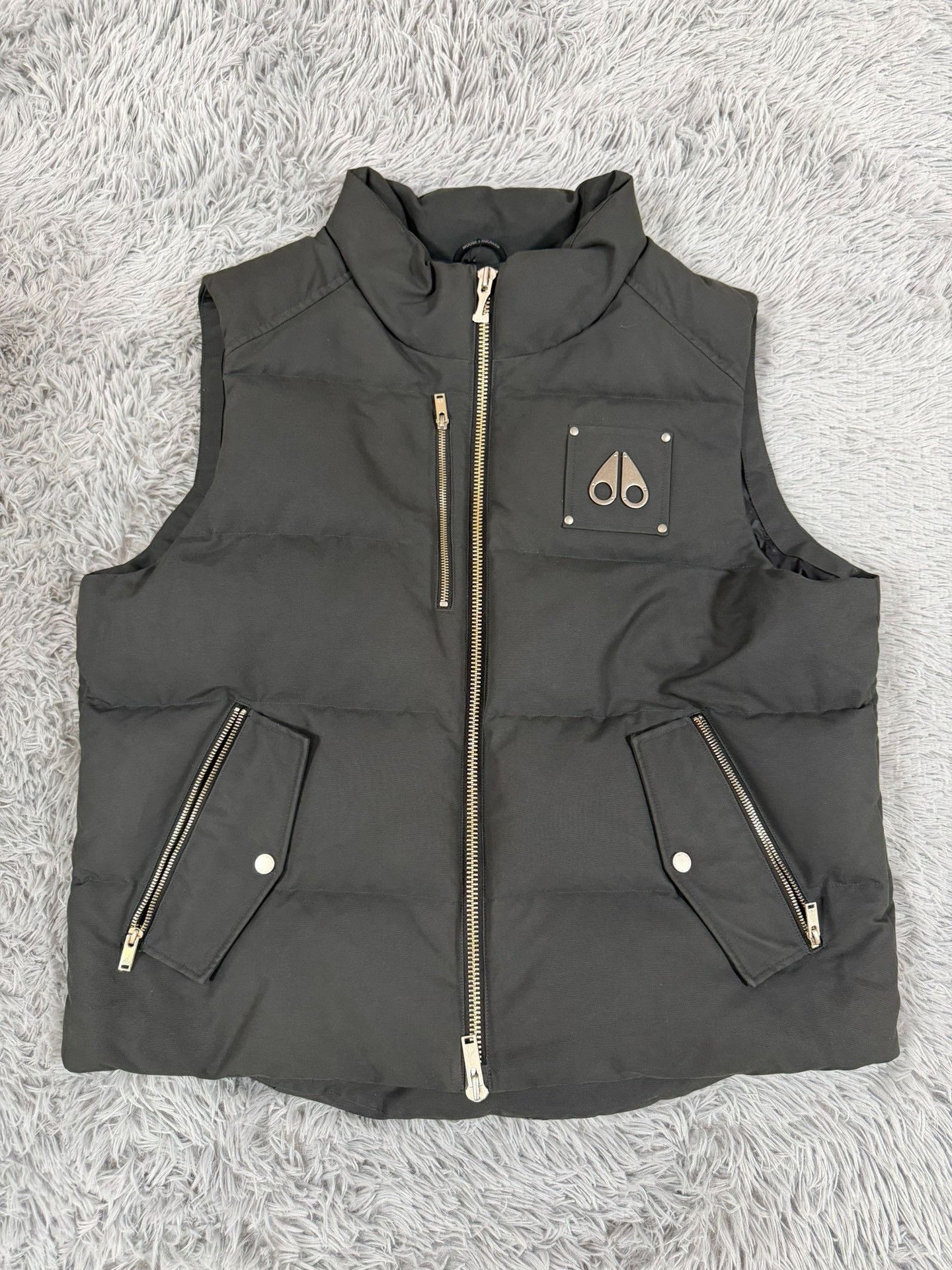Moose Knuckles Moose Knuckles Black Vest xxl Men Size US XXL / EU 58 / 5 - 1 Thumbnail