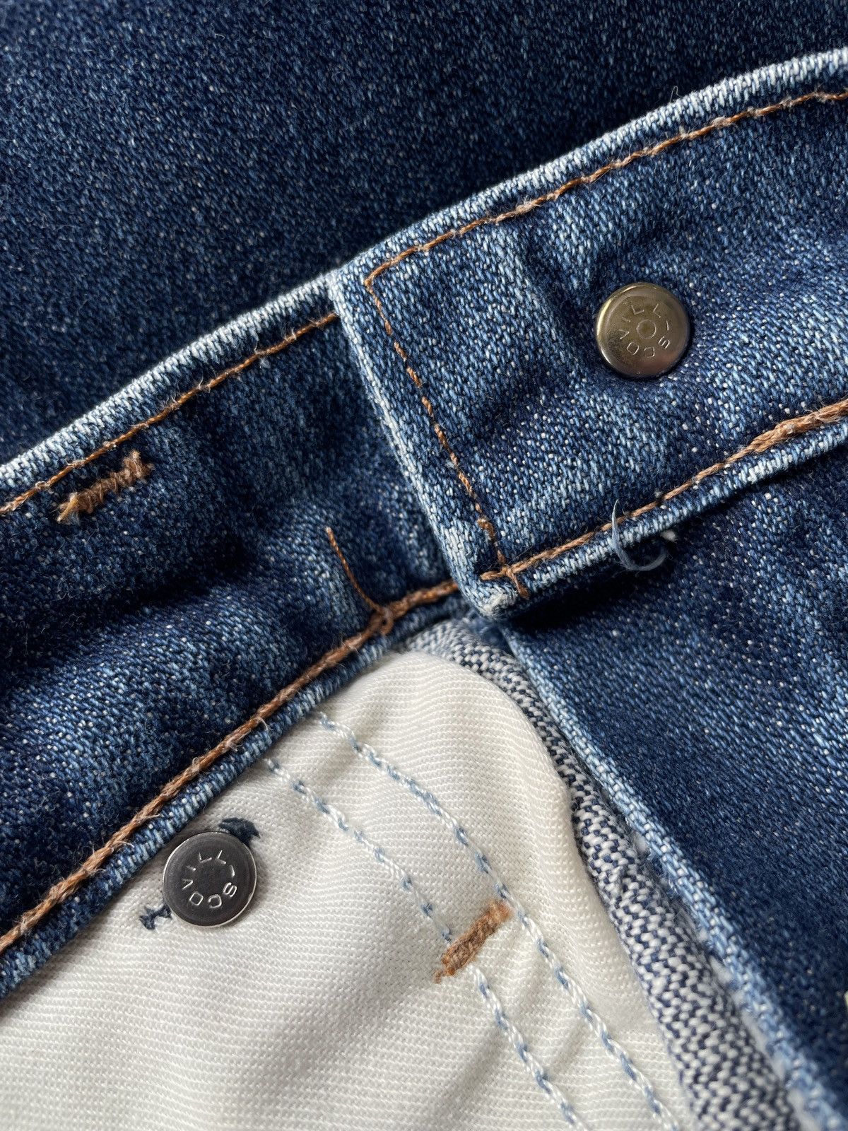 Wrangler Wrangler Vintage Jeans (LG106) Size US 31 - 10 Thumbnail