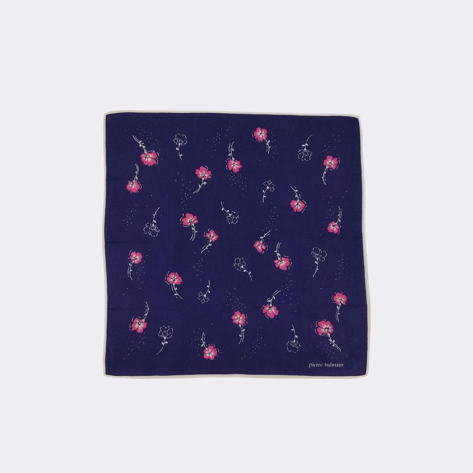 Pierre Balmain Vintage Pierre Balmain Handkerchief Neckerchief H438M Size ONE SIZE - 1 Thumbnail