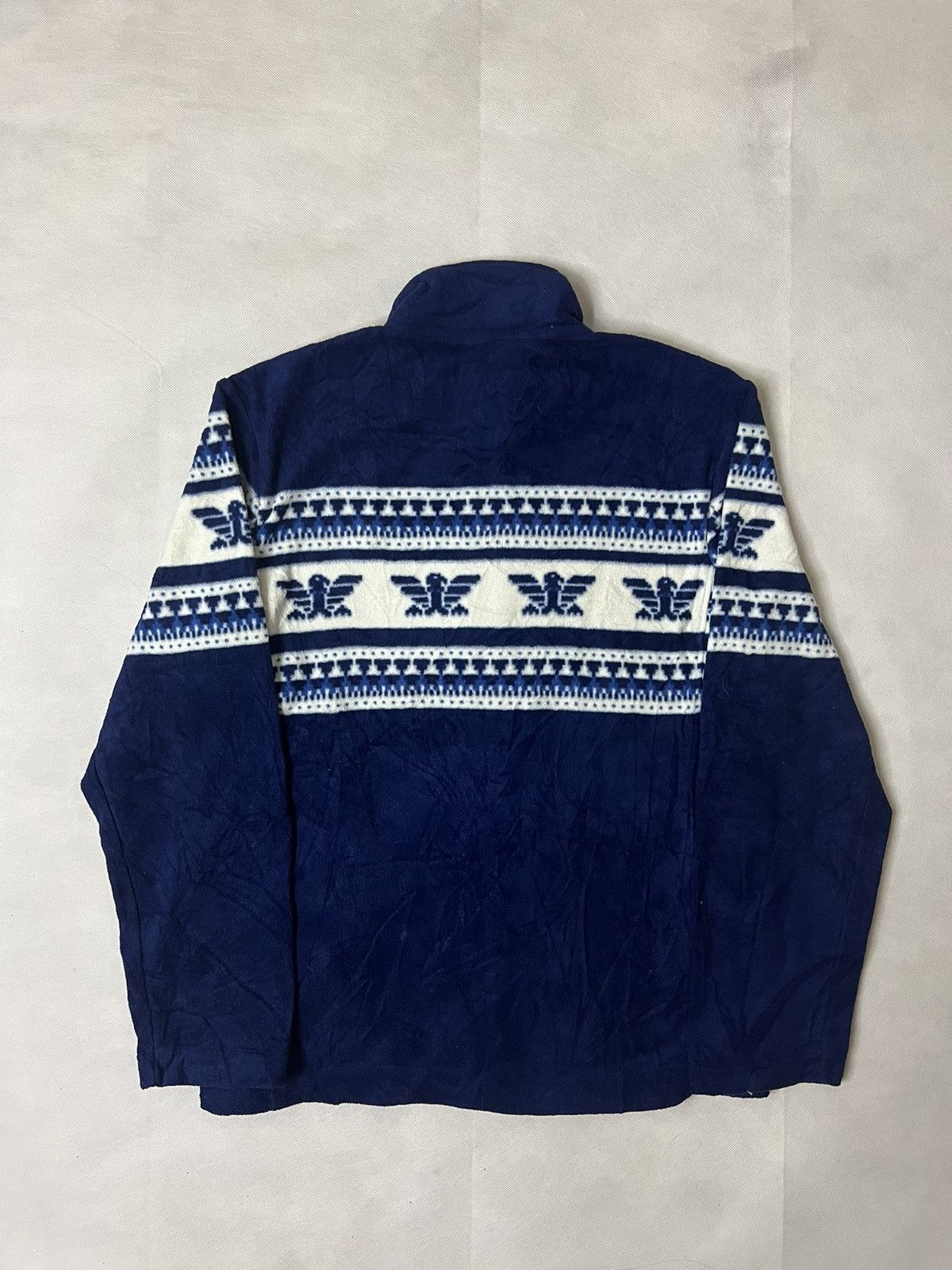 Uniqlo Uniqlo Native Print Sweater Size US S / EU 44-46 / 1 - 3 Thumbnail