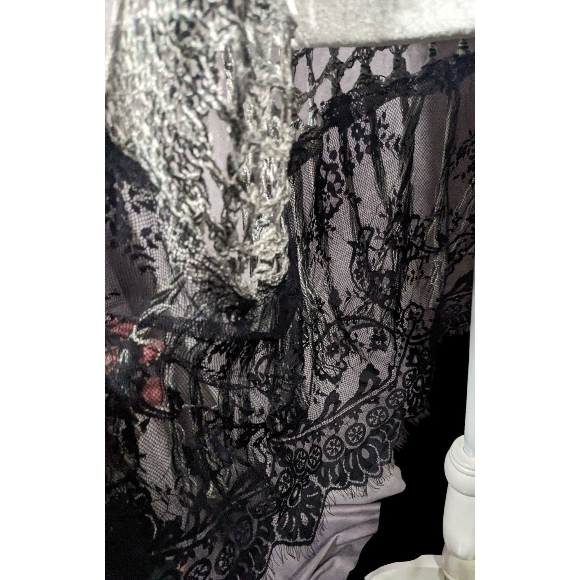 Other And'Or Knit Crochet Fringe Vest With Lace Details Size S/M Size S / US 4 / IT 40 - 4 Thumbnail