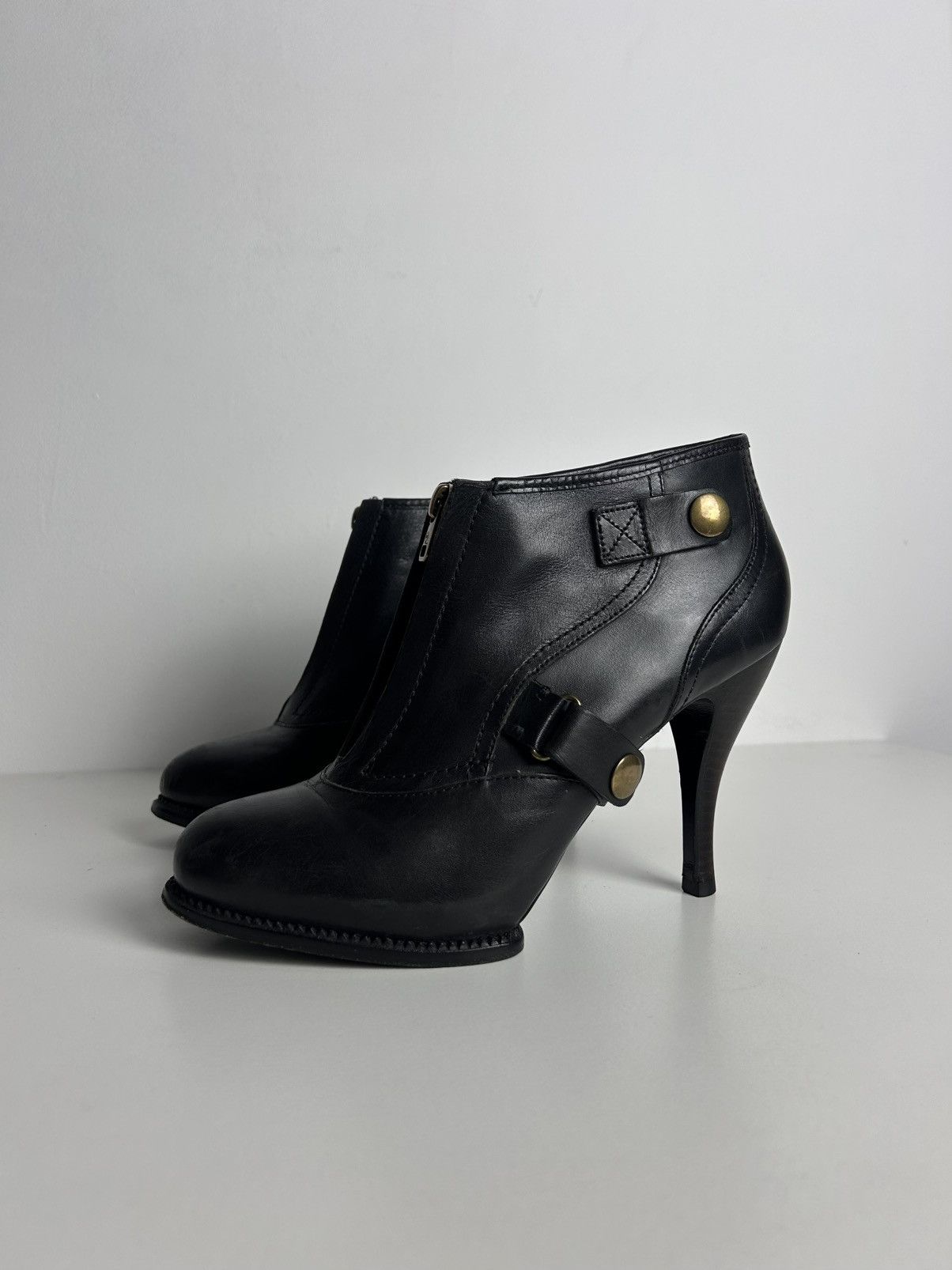 Alexander McQueen Alexander McQueen vintage leather ankle heeled boots Size US 8 / IT 38 - 8 Thumbnail