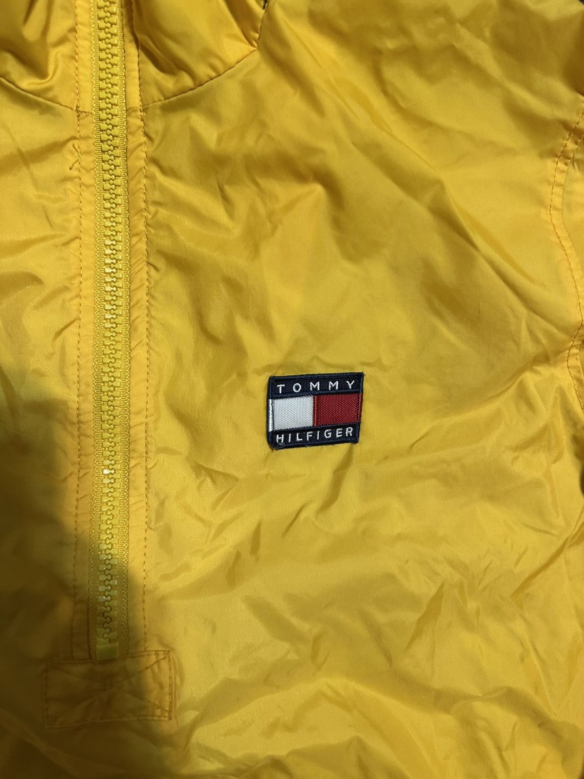 Tommy Hilfiger Vintage Tommy Hilfiger jacket 90s size medium Size US M / EU 48-50 / 2 - 6 Thumbnail