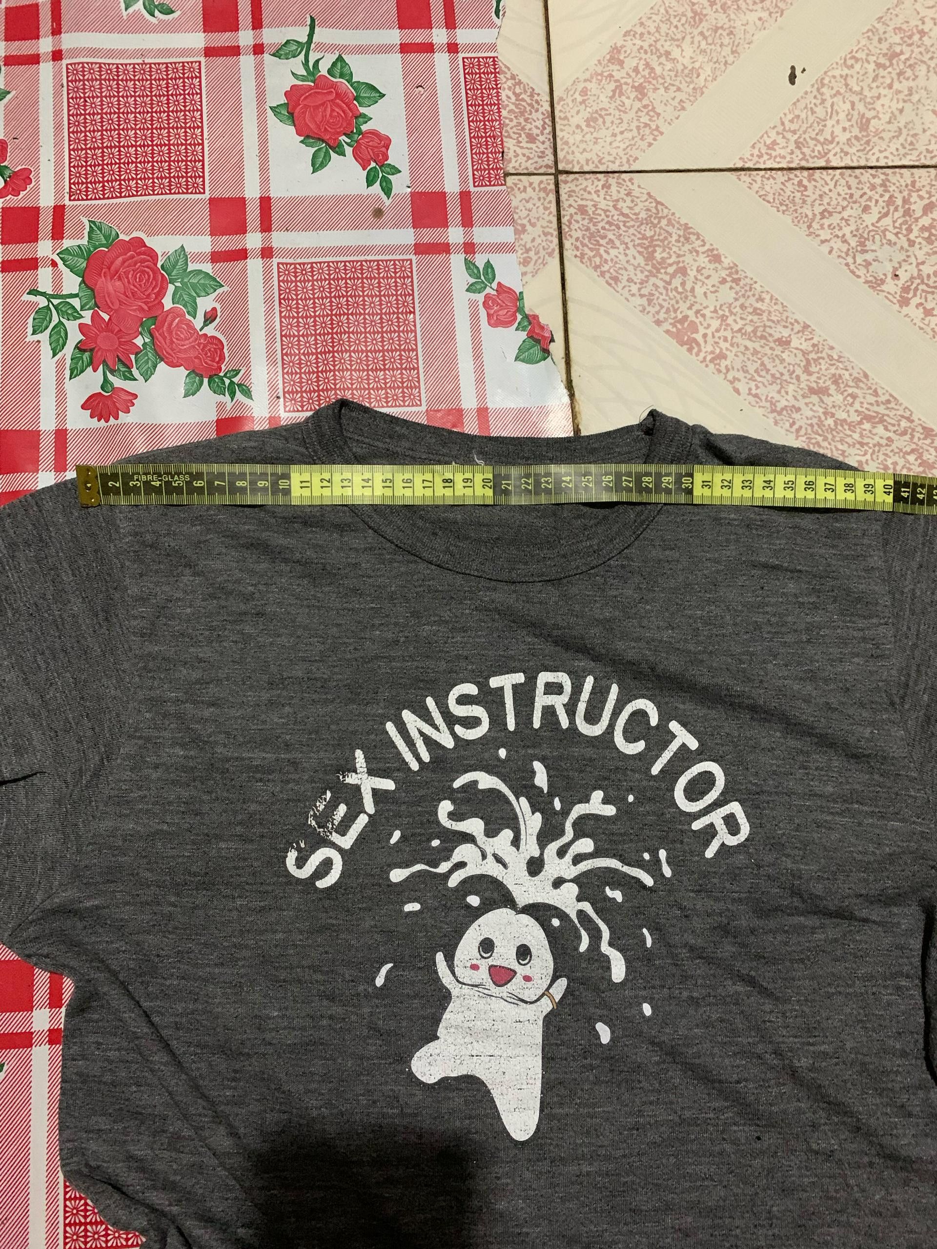 Vintage Vintage 80's single stich Vintage "SEX INSTRUCTOR" T shirt Size US M / EU 48-50 / 2 - 2 Thumbnail