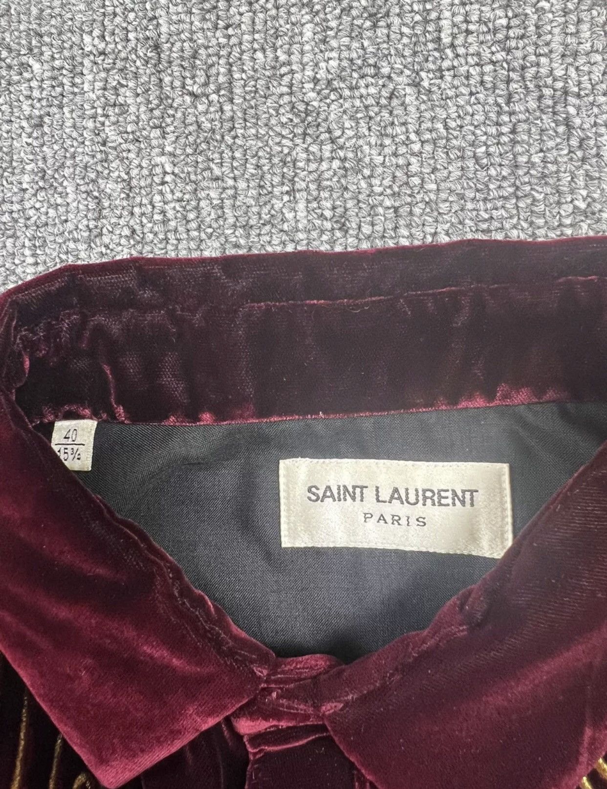 Saint Laurent Paris × Yves Saint Laurent Saint Laurent slp18fw gold thread palace red velvet shirt Size US M / EU 48-50 / 2 - 3 Thumbnail
