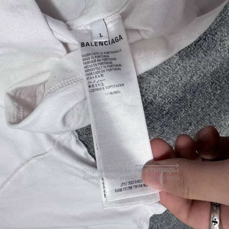 Balenciaga Balenciaga Short Sleeve T-Shirt with Letter Embroidery Log Size US S / EU 44-46 / 1 - 5 Thumbnail