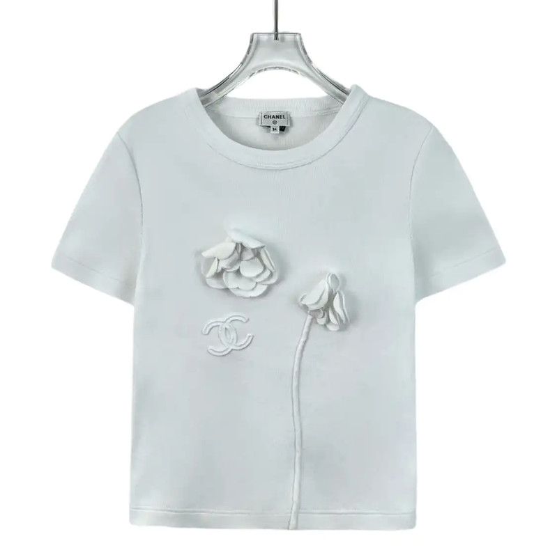 Chanel Chanel White Cotton T-Shirt with Floral Design 0089 Size XXS / US 00 / IT 34 - 1 Thumbnail