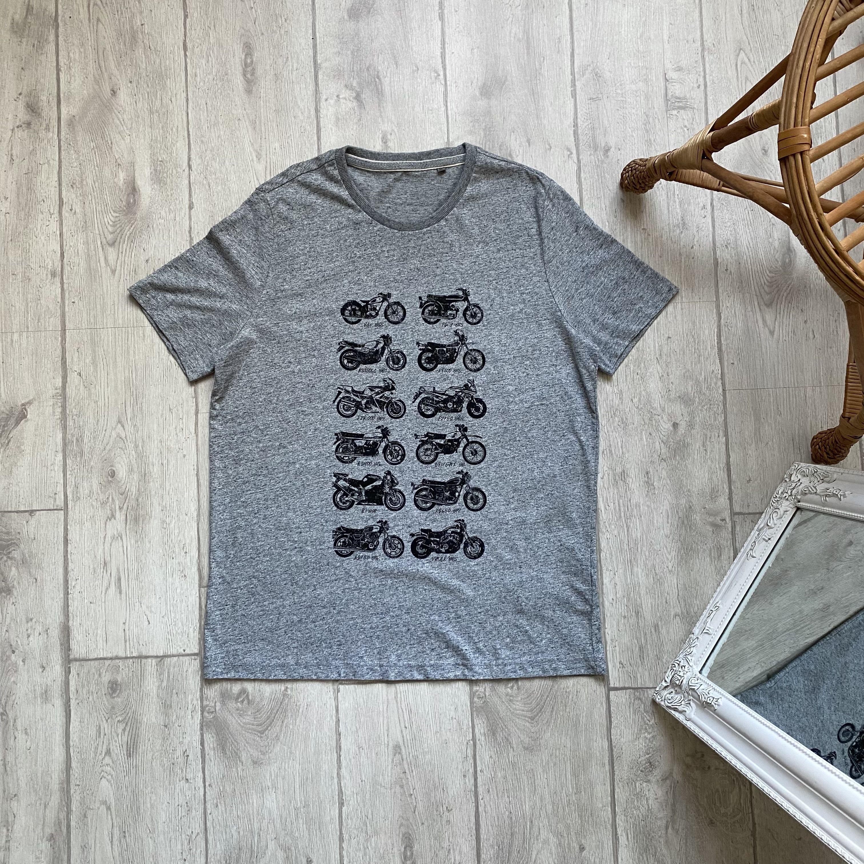 Yamaha 🏍 Yamaha Tee Official Product Vintage Modell print Size US XL / EU 56 / 4 - 1 Thumbnail