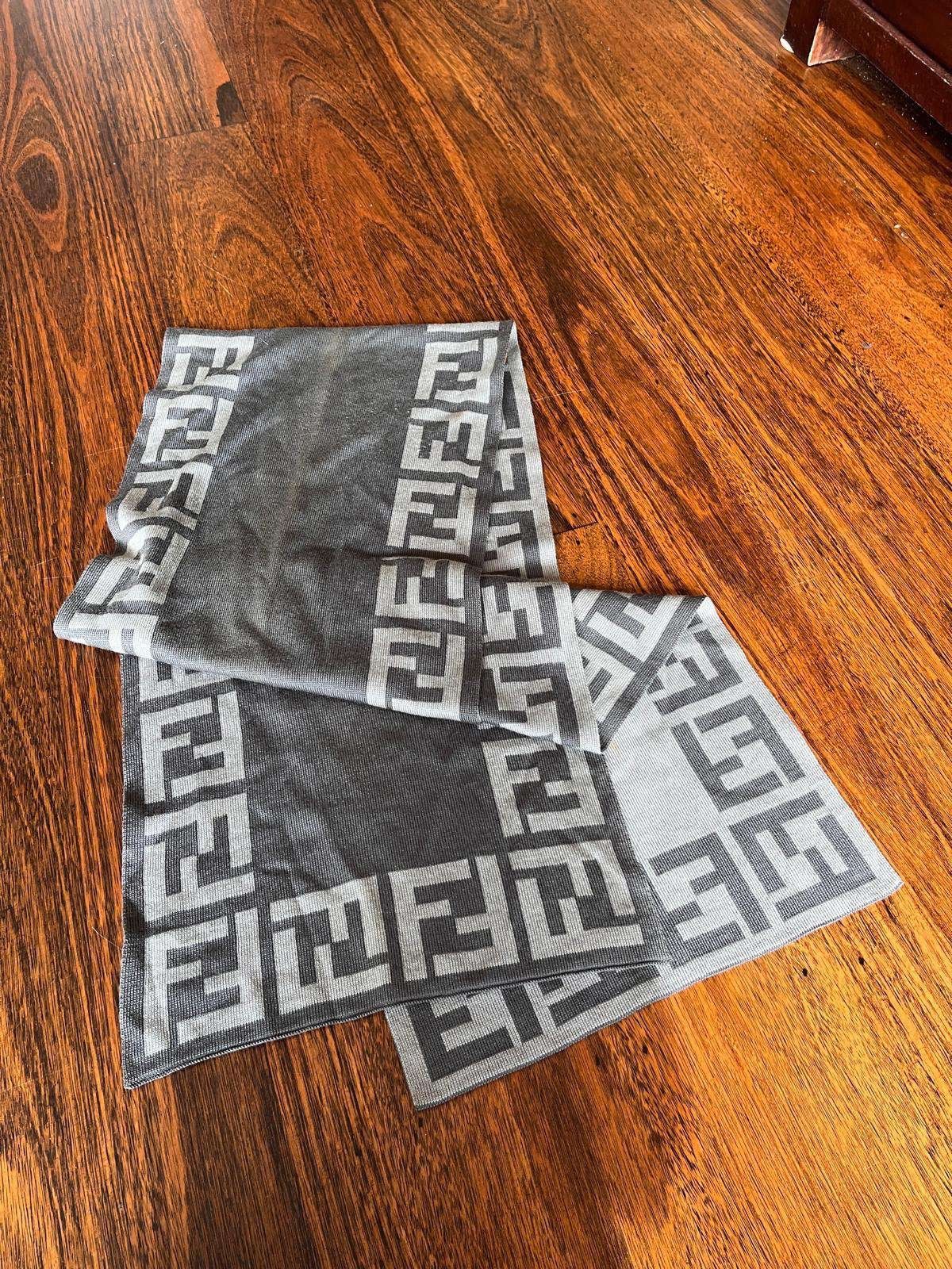 Fendi fendi reversible monogram scarf Size ONE SIZE - 1 Thumbnail