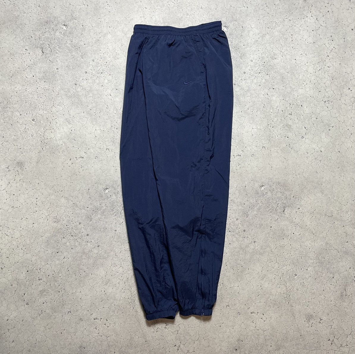 Nike Vintage 90s Nike Track Pants Nylon Drill Y2K Swoosh Size US 32 / EU 48 - 1 Thumbnail