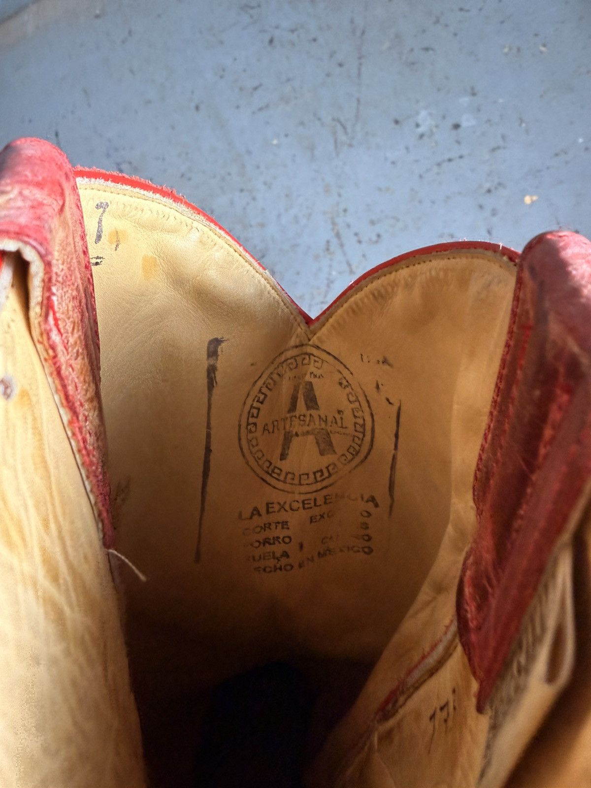 Other Red artisanal Made In Mexico Cross Red Pointy Cowboy Boots Size US 9 / EU 42 - 2 Thumbnail
