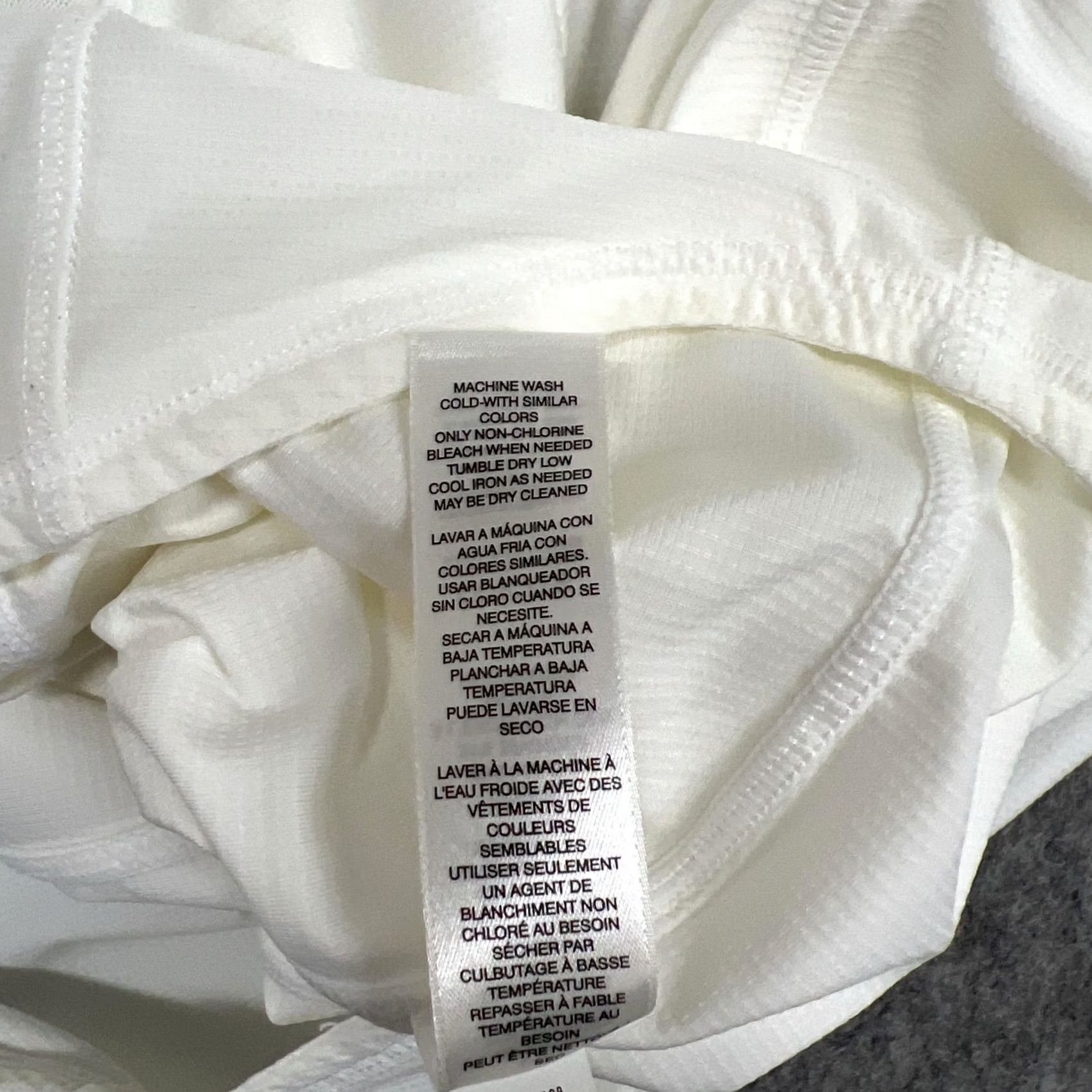 Vintage Chicos Zenergy Jacket Womens 0 White Track Mock Neck Stretch Activewear Size XS / US 0-2 / IT 36-38 - 4 Thumbnail