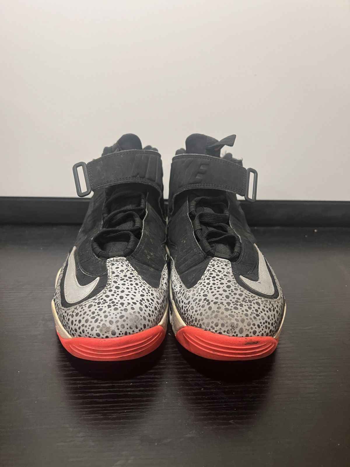 Nike SIZE 11 - Nike Air Griffey 1 Safari Size US 11 / EU 44 - 2 Thumbnail