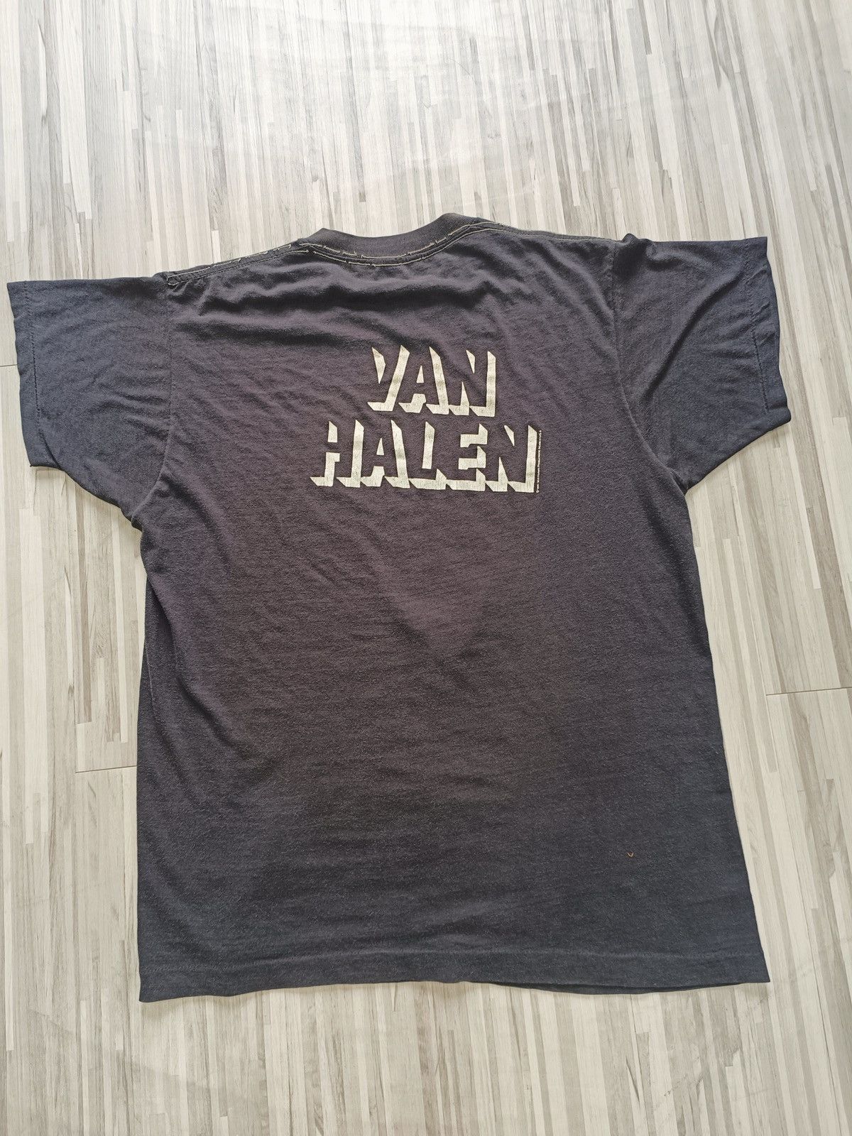 Band Tees × Vintage 1980 Vintage Van Halen Tshirt Size US M / EU 48-50 / 2 - 2 Thumbnail