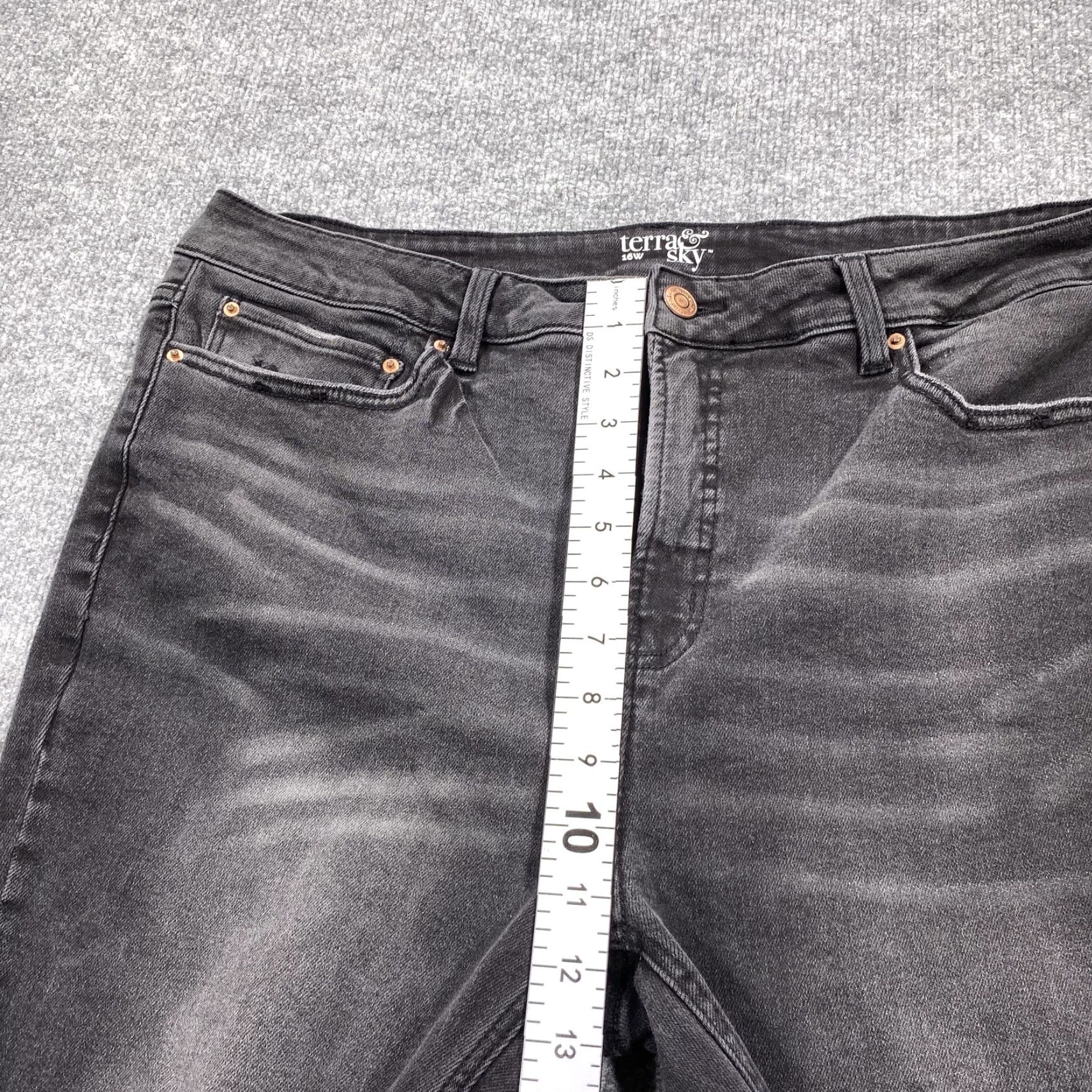 Vintage Terra & Sky Jeans Womens 20W Charcoal High Rise Skinny Distressed Denim Plus Size 42" / US 20 - 4 Thumbnail