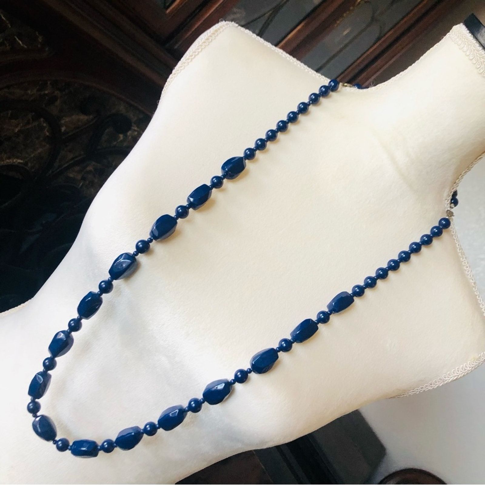 Jewelry Modern vintage chunky navy bead necklace Size ONE SIZE - 1 Thumbnail