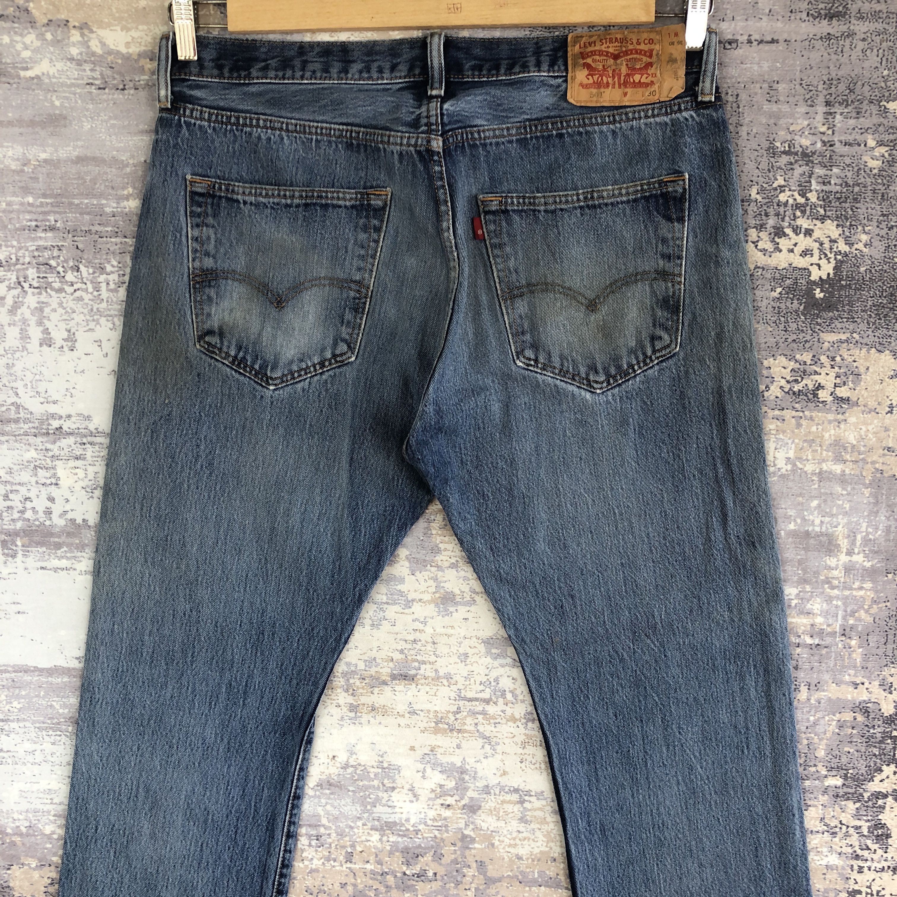 Levi's Vintage Levis 501 Ripped Jeans Levi's Faded Light Wash Denim Size US 36 / EU 52 - 4 Thumbnail