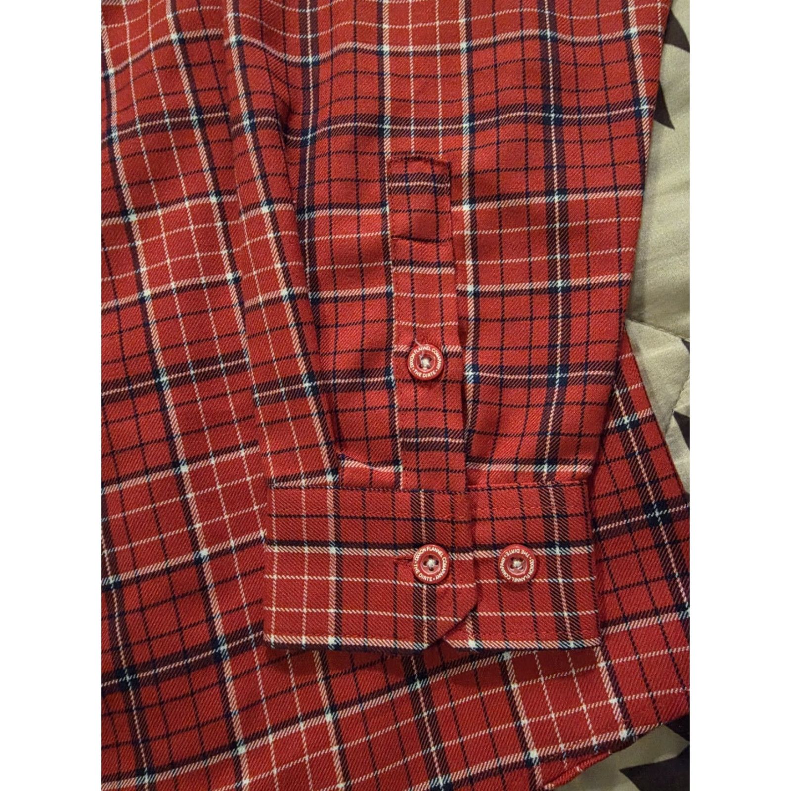 Vintage Dixxon Flannel Company The Dirte Long Sleeve Red Plaid Shirt Mens Large Button-Up Collared Relaxed Fit Casual Workwear Size US L / EU 52-54 / 3 - 6 Thumbnail