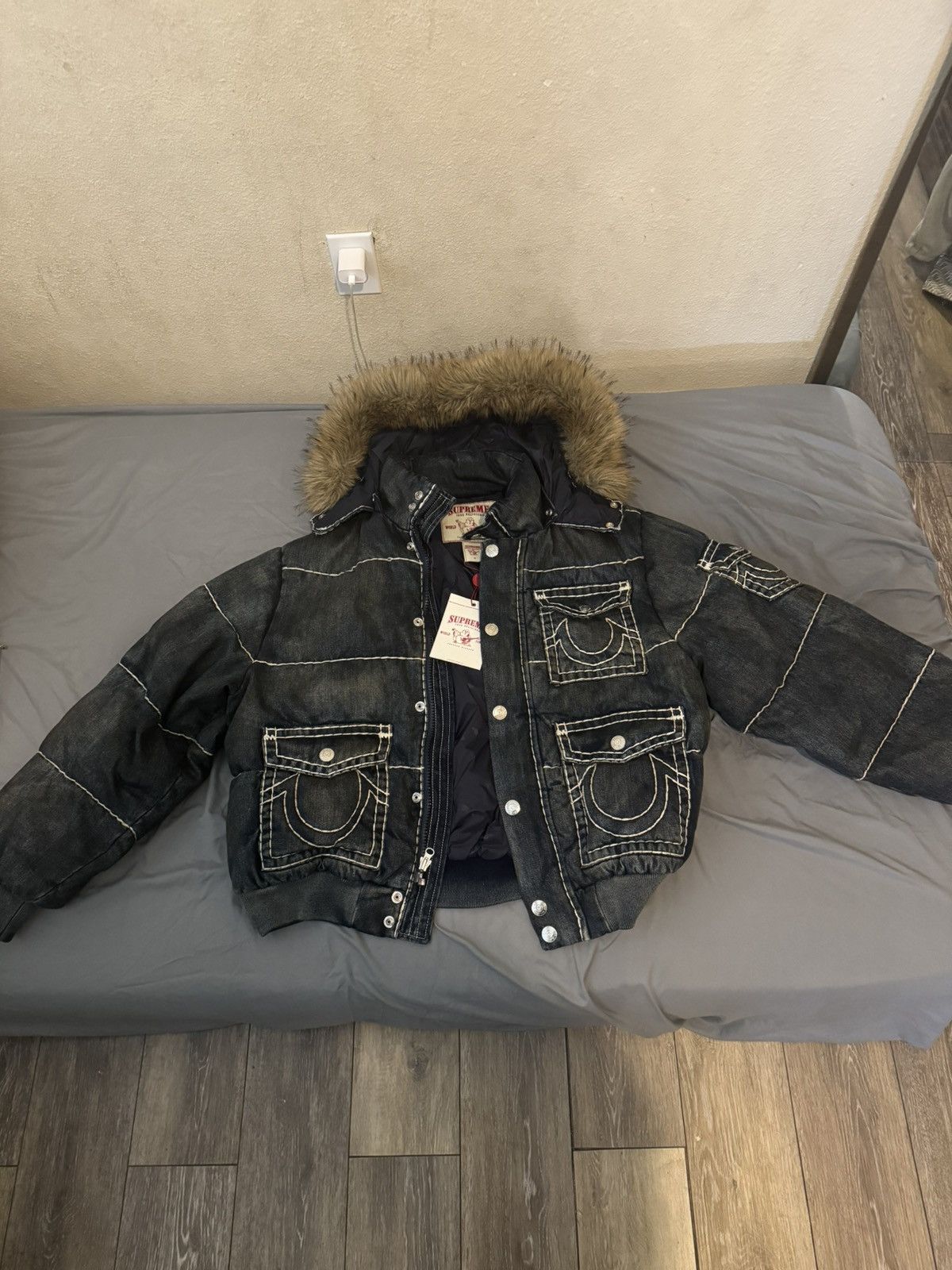 Supreme × True Religion Supreme X True Religion Puffer Jacket Dirty Indigo Size US M / EU 48-50 / 2 - 3 Thumbnail