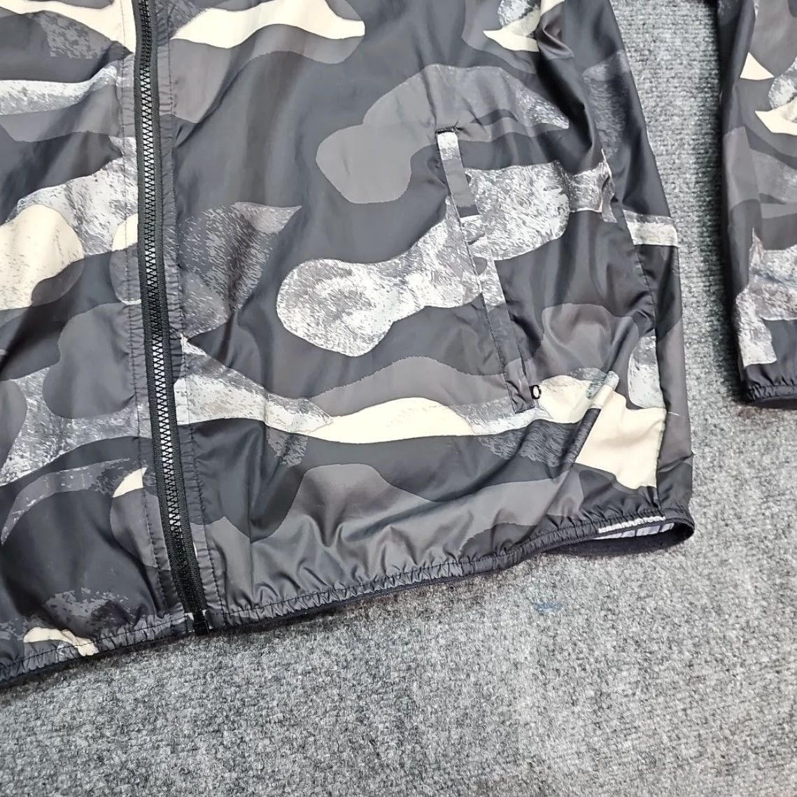 Nike Nike Hoodie Windbreaker Black Camo Men 2XL Full Zip w/ Pockets Full Zip Windbreaker Nike NT / F Fullzip Mens Jacket Regular 2XL Black Camo Size US XXL / EU 58 / 5 - 4 Thumbnail