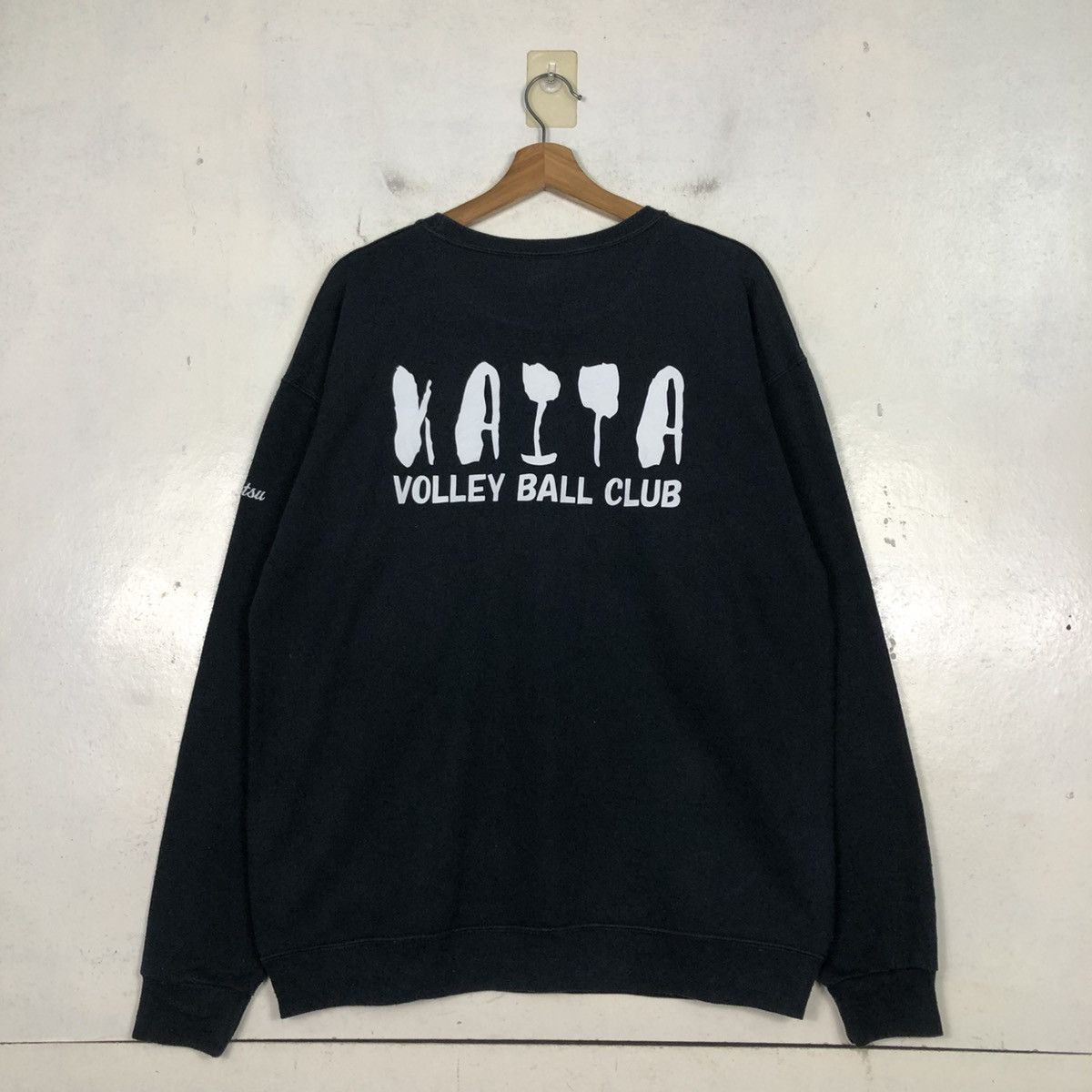 Japanese Brand Vintage Sweatshirt Kaita Volley Ball Club Big Logo Size US L / EU 52-54 / 3 - 10 Thumbnail