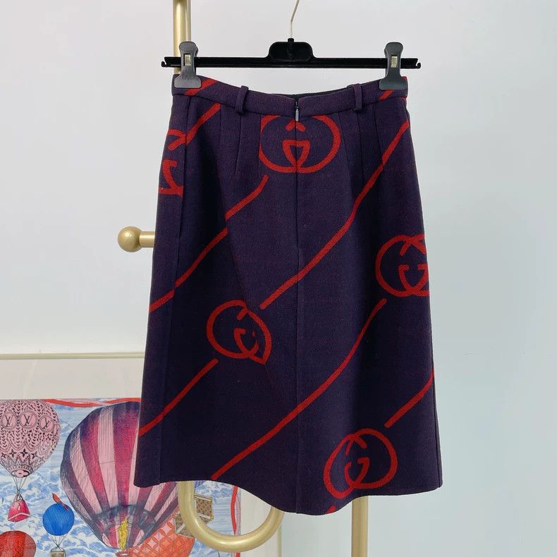 Gucci Gucci Purple wool logo skirt 2504-Nextarrow Size 25" / US 0 / IT 36 - 2 Thumbnail