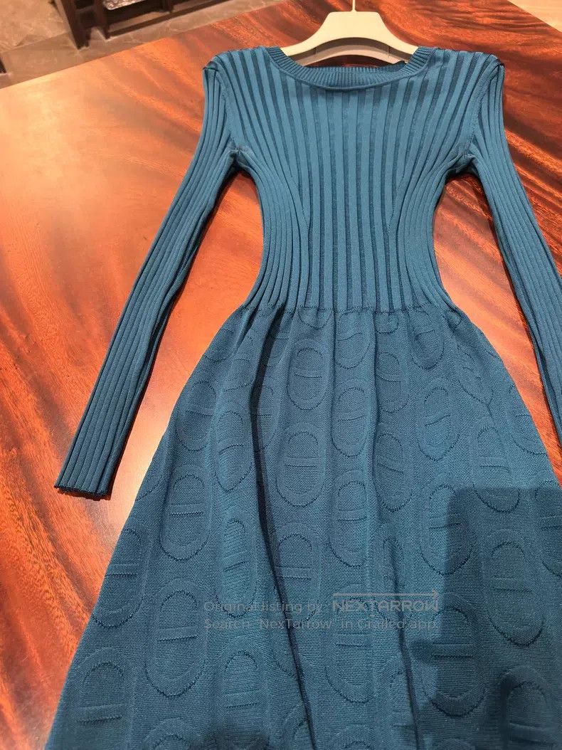 Hermes Hermes Pig nose dress Size XS / US 0-2 / IT 36-38 - 4 Thumbnail